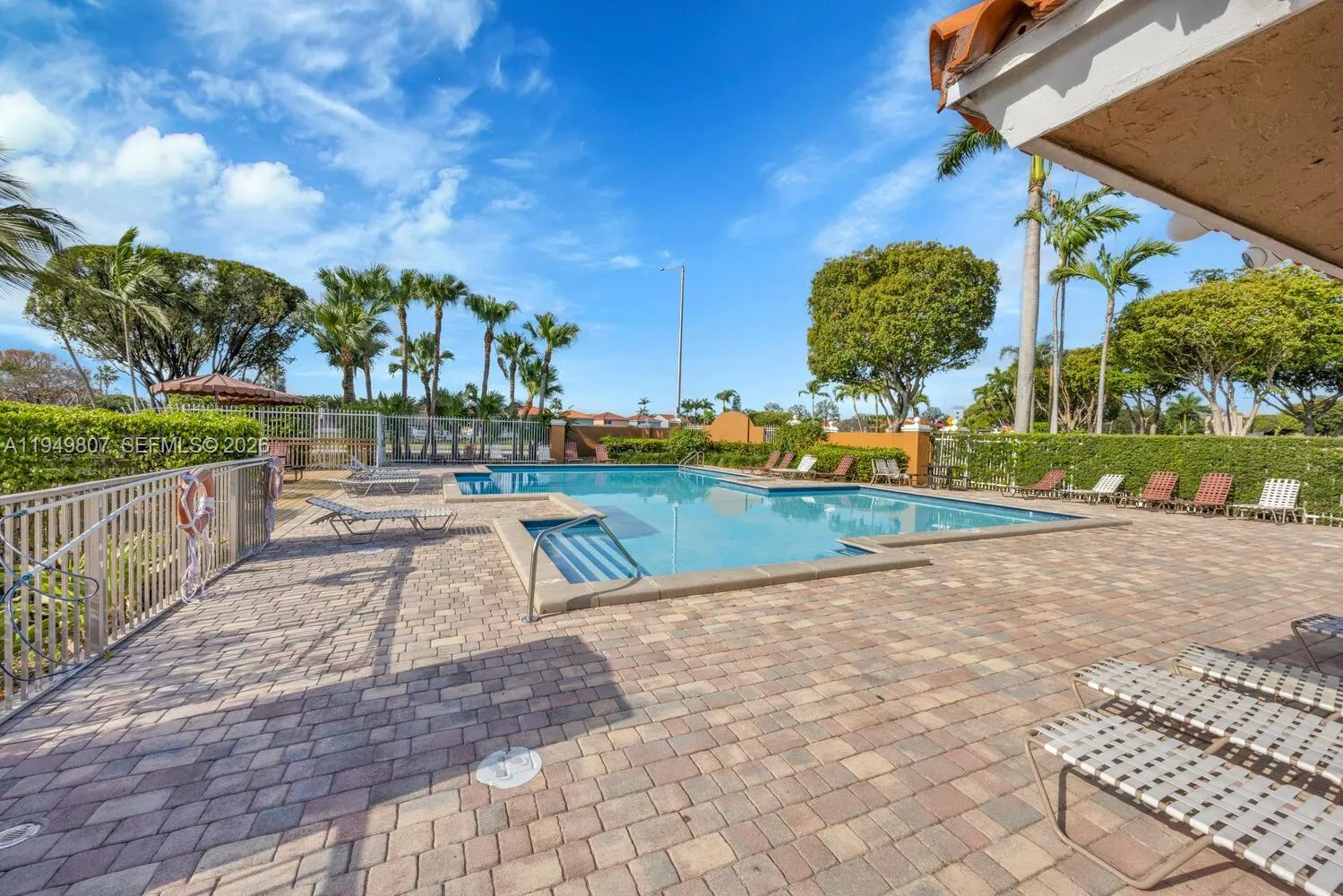 390 Nw 86th Ct 803, Miami, Florida 33126, Miami, Florida 33126, 3 Bedrooms Bedrooms, ,2 BathroomsBathrooms,Residential,For Sale,390 Nw 86th Ct 803, Miami, Florida 33126,A11949807