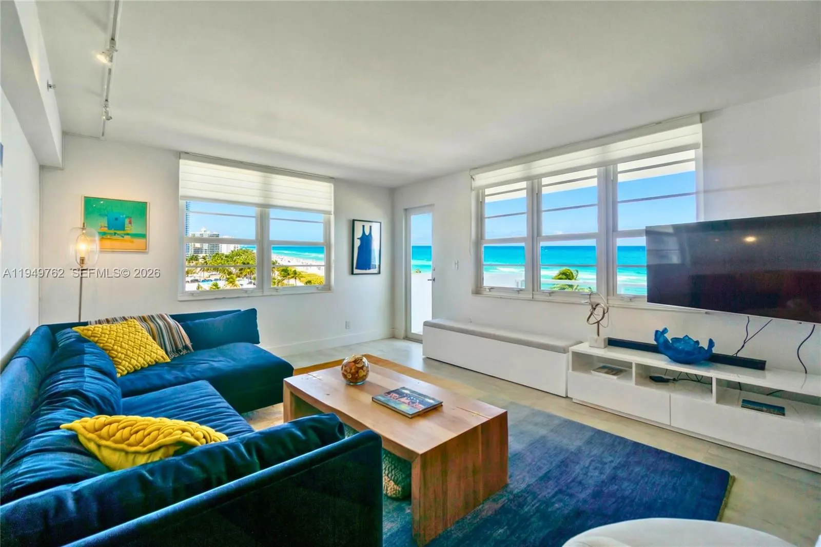 100 Lincoln Rd 1447, Miami Beach, Florida 33139, Miami Beach, Florida 33139, 2 Bedrooms Bedrooms, ,2 BathroomsBathrooms,Residential Lease,For Rent,100 Lincoln Rd 1447, Miami Beach, Florida 33139,A11949762