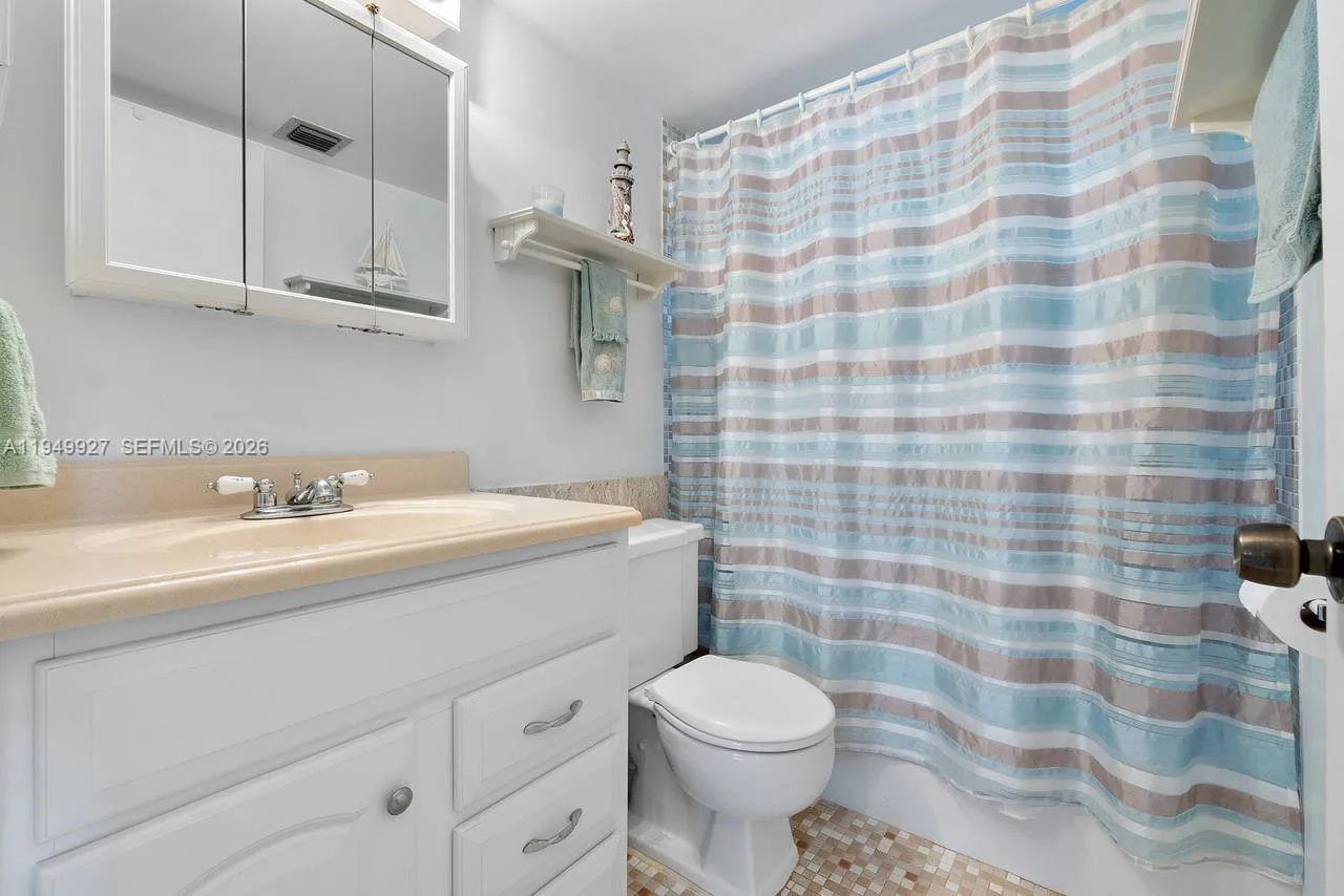 201 N Ocean Blvd 112, Pompano Beach, Florida 33062, Pompano Beach, Florida 33062, 2 Bedrooms Bedrooms, ,2 BathroomsBathrooms,Residential,For Sale,201 N Ocean Blvd 112, Pompano Beach, Florida 33062,A11949927