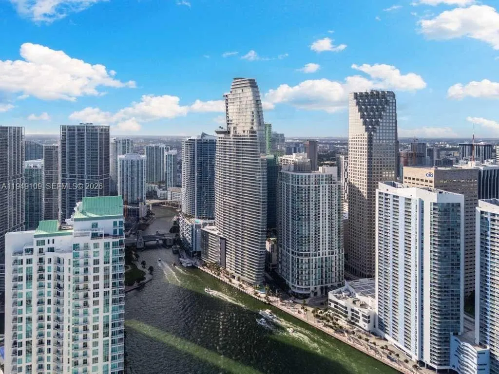 300 Biscayne Boulevard Way 2307w, Miami, Florida 3, Miami, Florida 33131, 3 Bedrooms Bedrooms, ,2 BathroomsBathrooms,Residential Lease,For Rent,300 Biscayne Boulevard Way 2307w, Miami, Florida 3,A11949109
