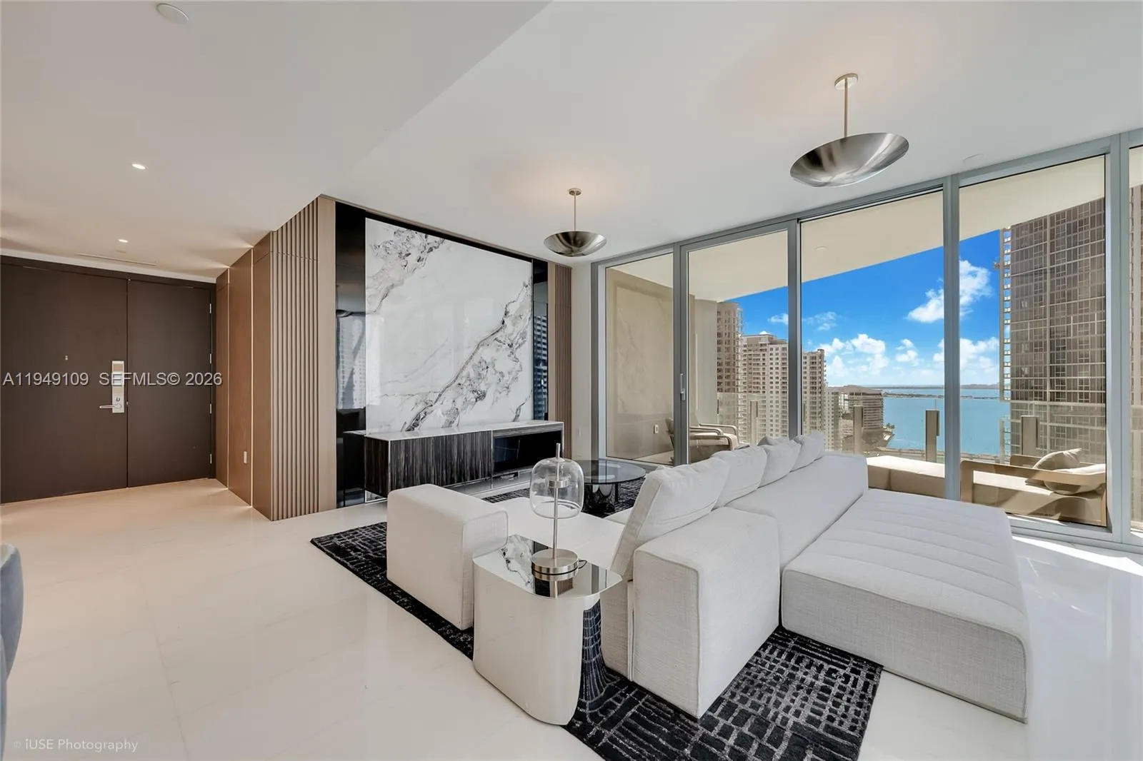 300 Biscayne Boulevard Way 2307w, Miami, Florida 3, Miami, Florida 33131, 3 Bedrooms Bedrooms, ,2 BathroomsBathrooms,Residential Lease,For Rent,300 Biscayne Boulevard Way 2307w, Miami, Florida 3,A11949109
