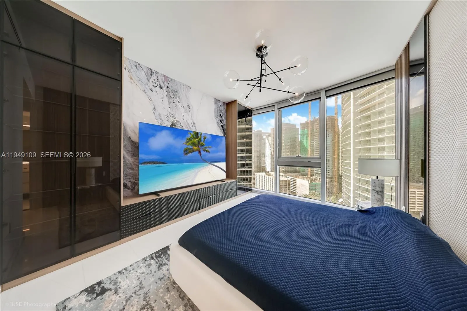 300 Biscayne Boulevard Way 2307w, Miami, Florida 3, Miami, Florida 33131, 3 Bedrooms Bedrooms, ,2 BathroomsBathrooms,Residential Lease,For Rent,300 Biscayne Boulevard Way 2307w, Miami, Florida 3,A11949109