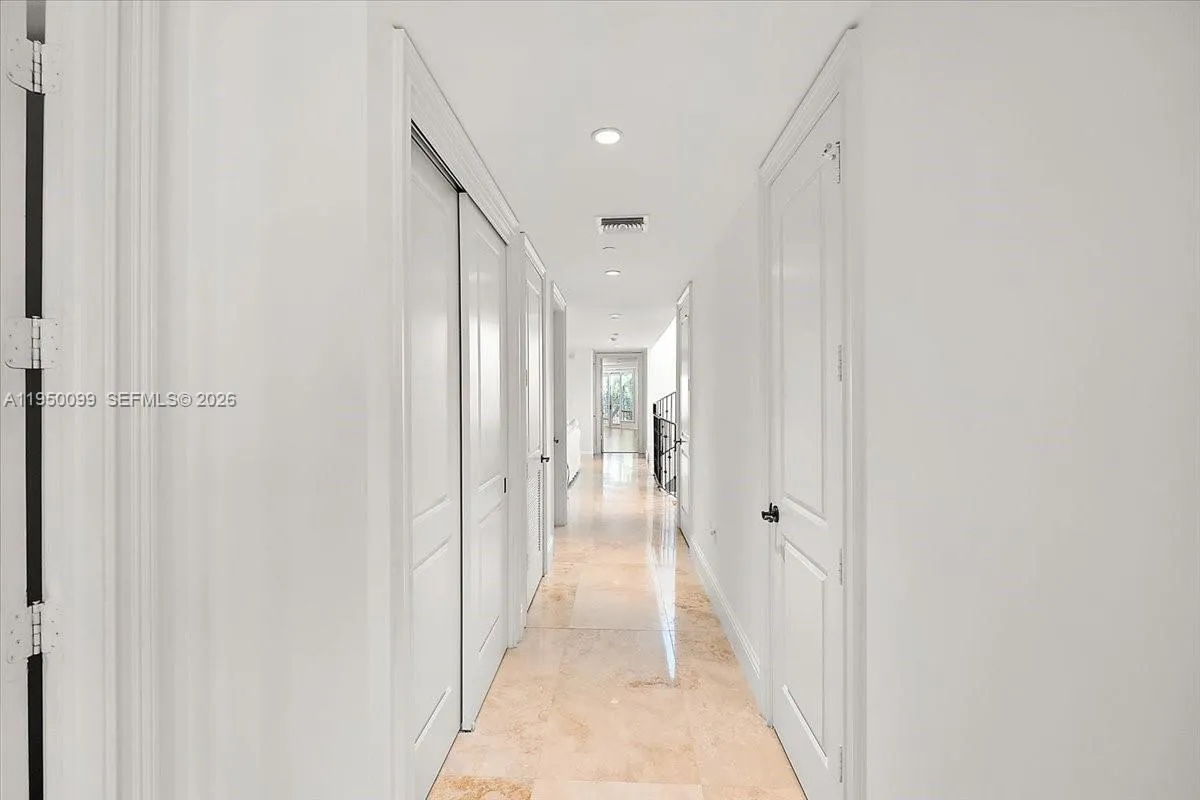 3471 Main Hwy 1240, Miami, Florida 33133, Miami, Florida 33133, 4 Bedrooms Bedrooms, ,4 BathroomsBathrooms,Residential,For Sale,3471 Main Hwy 1240, Miami, Florida 33133,A11950099