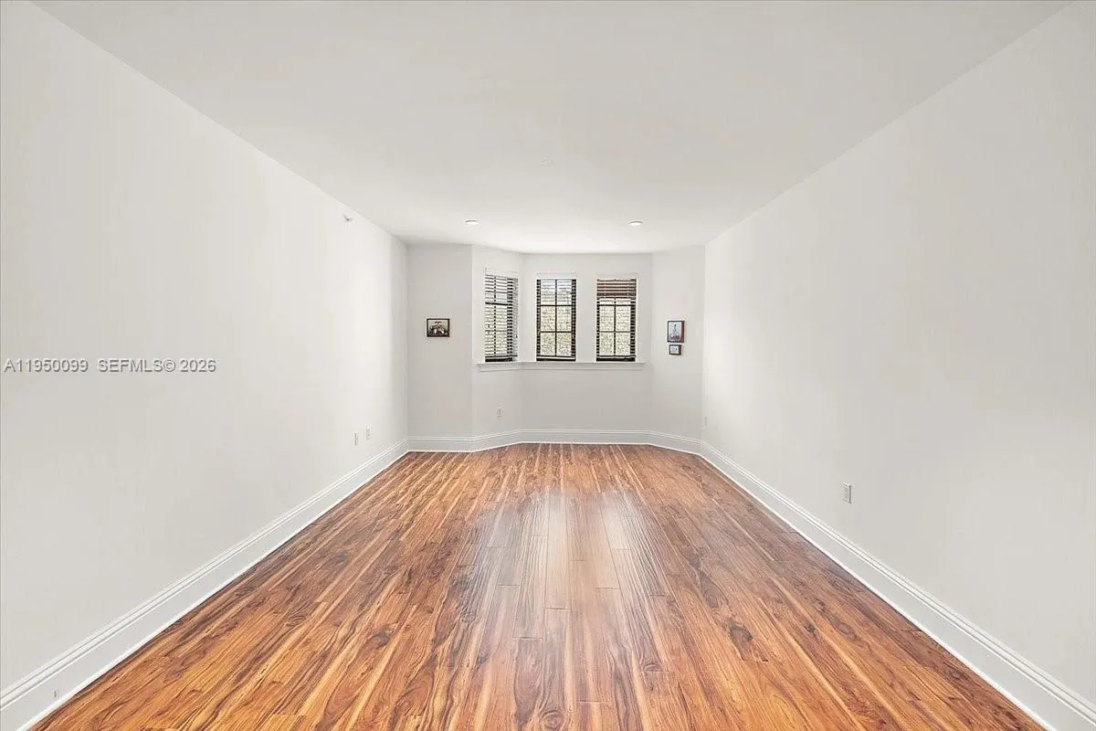 3471 Main Hwy 1240, Miami, Florida 33133, Miami, Florida 33133, 4 Bedrooms Bedrooms, ,4 BathroomsBathrooms,Residential,For Sale,3471 Main Hwy 1240, Miami, Florida 33133,A11950099