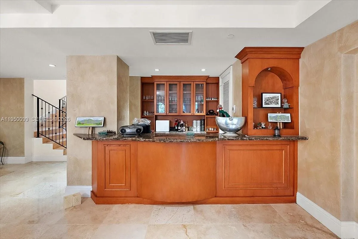 3471 Main Hwy 1240, Miami, Florida 33133, Miami, Florida 33133, 4 Bedrooms Bedrooms, ,4 BathroomsBathrooms,Residential,For Sale,3471 Main Hwy 1240, Miami, Florida 33133,A11950099