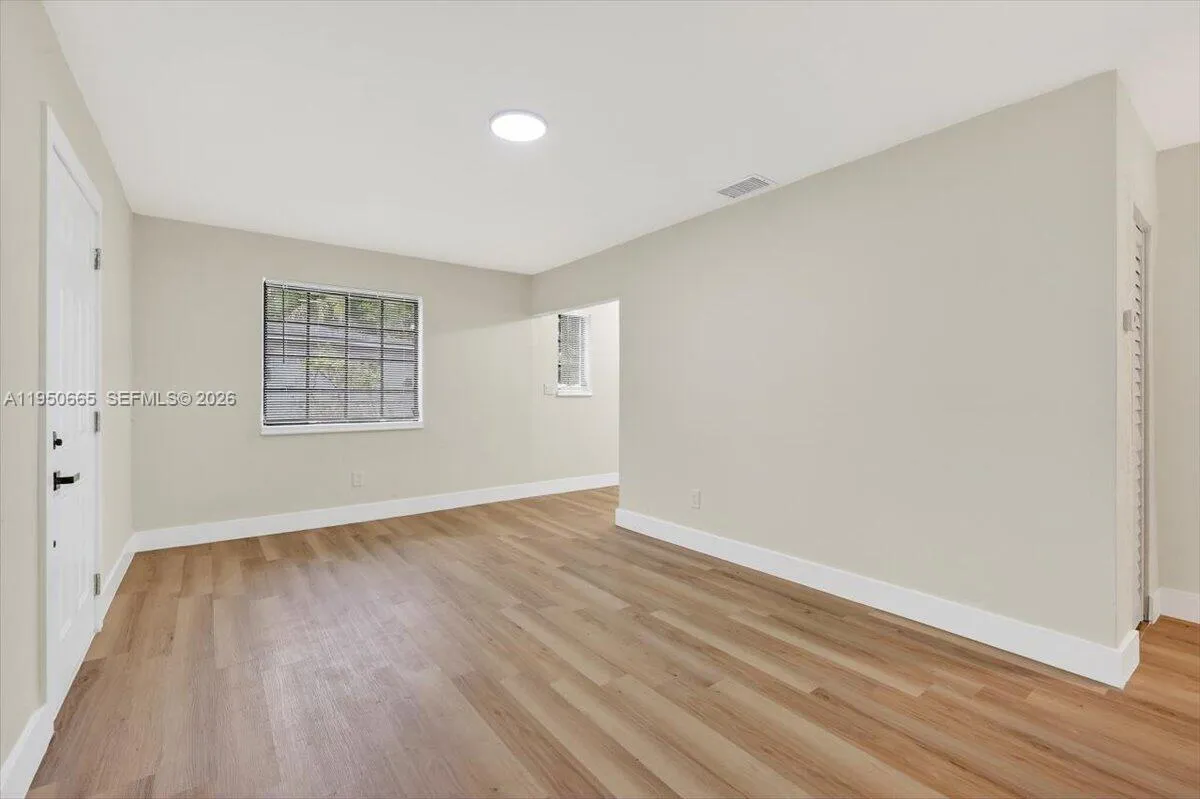 12801 W Randall Park Dr, Miami, Florida 33167, Miami, Florida 33167, 3 Bedrooms Bedrooms, 1 Room Rooms,1 BathroomBathrooms,Residential,For Sale,12801 W Randall Park Dr, Miami, Florida 33167,A11950665