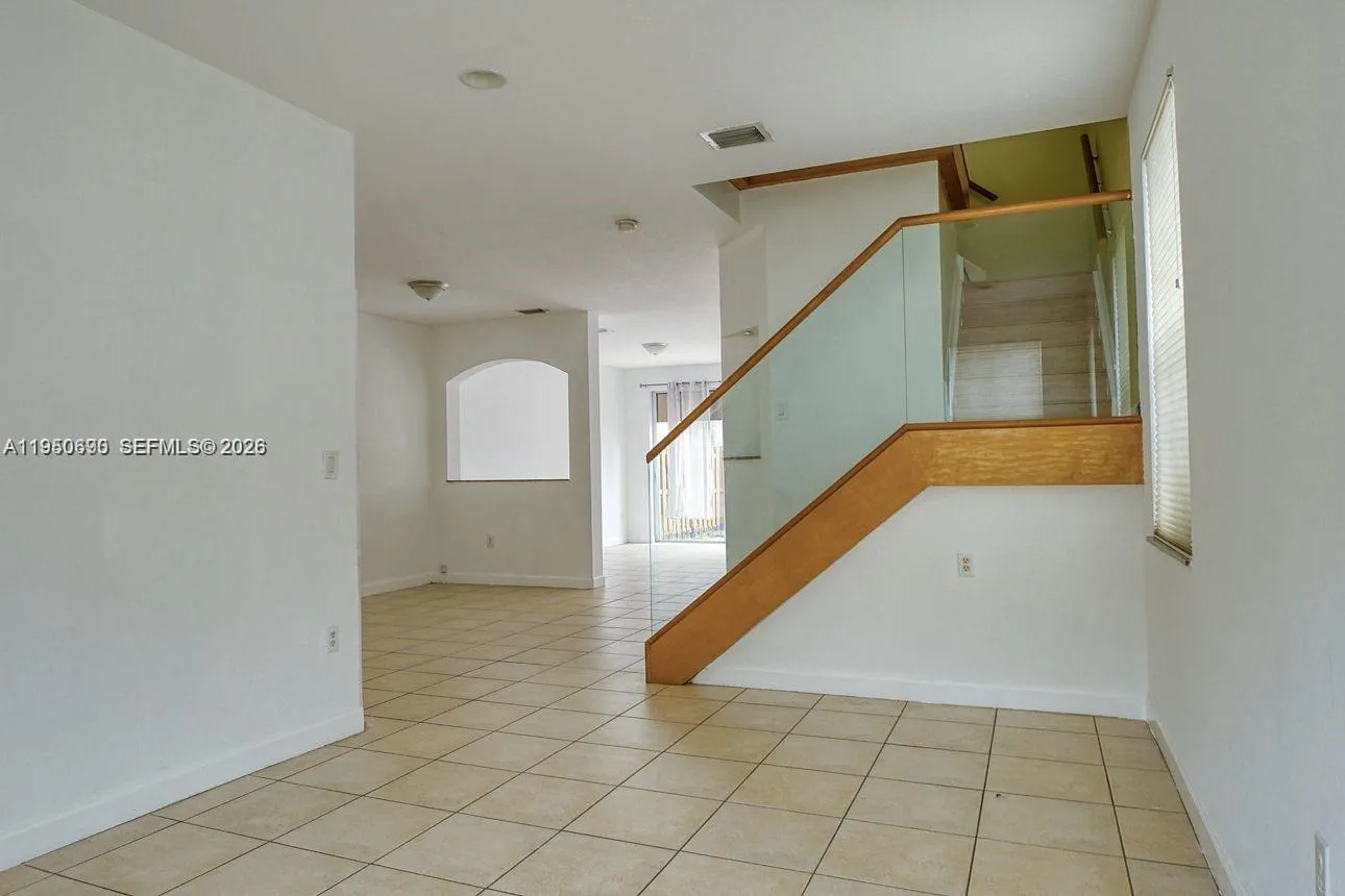 Miami, Florida 33186, 4 Bedrooms Bedrooms, ,2 BathroomsBathrooms,Residential Lease,For Rent,A11950690