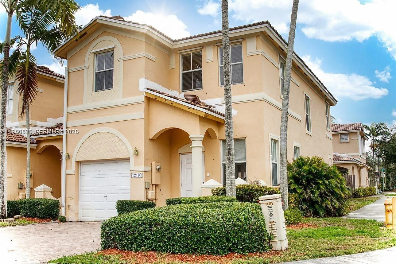 Miami, Florida 33186, 4 Bedrooms Bedrooms, ,2 BathroomsBathrooms,Residential Lease,For Rent,A11950690