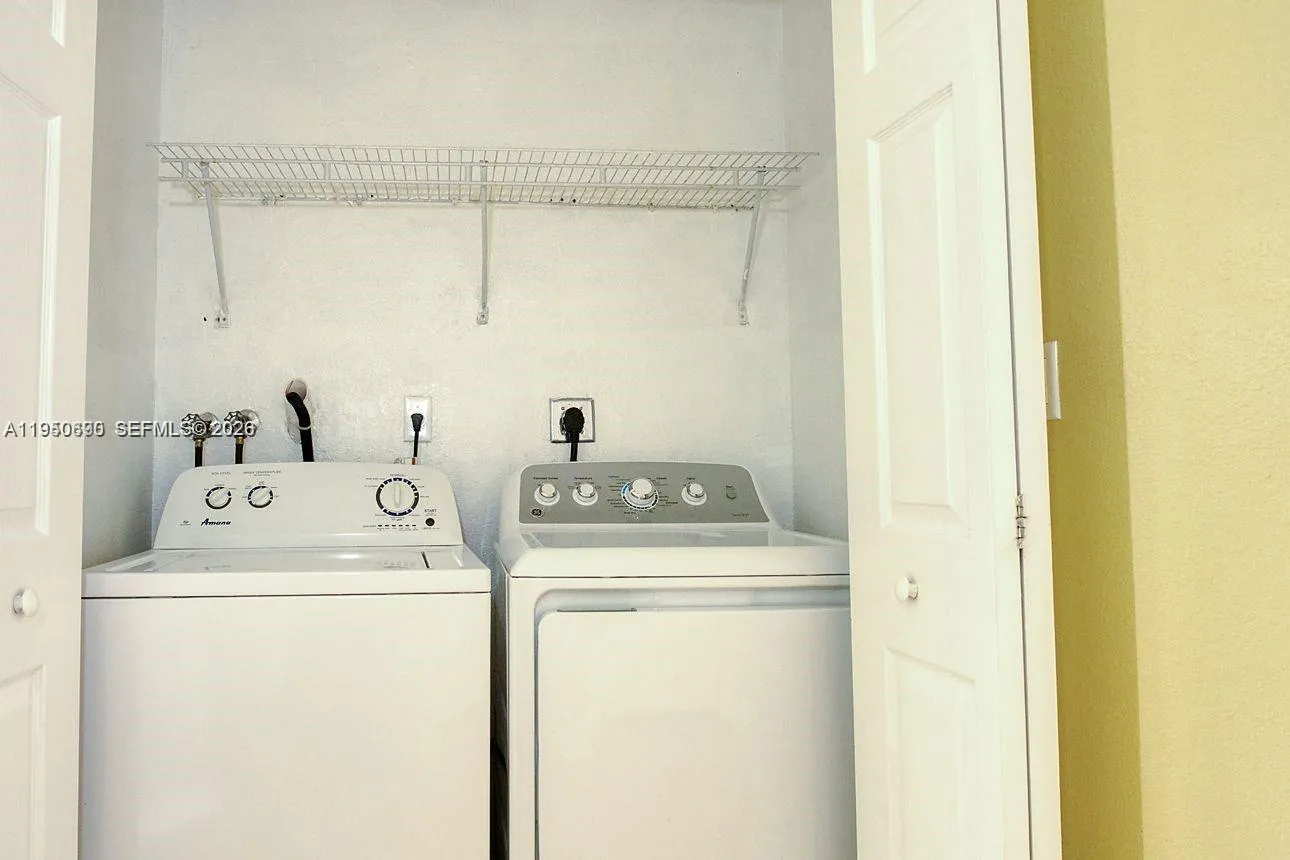 Miami, Florida 33186, 4 Bedrooms Bedrooms, ,2 BathroomsBathrooms,Residential Lease,For Rent,A11950690