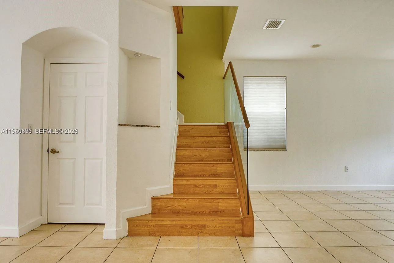 Miami, Florida 33186, 4 Bedrooms Bedrooms, ,2 BathroomsBathrooms,Residential Lease,For Rent,A11950690