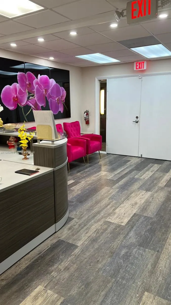3800 S Ocean Dr 206, Hollywood, Florida 33019, Hollywood, Florida 33019, ,Commercial Sale,For Sale,3800 S Ocean Dr 206, Hollywood, Florida 33019,A11950699