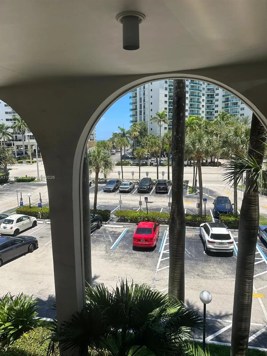 3800 S Ocean Dr 206, Hollywood, Florida 33019, Hollywood, Florida 33019, ,Commercial Sale,For Sale,3800 S Ocean Dr 206, Hollywood, Florida 33019,A11950699
