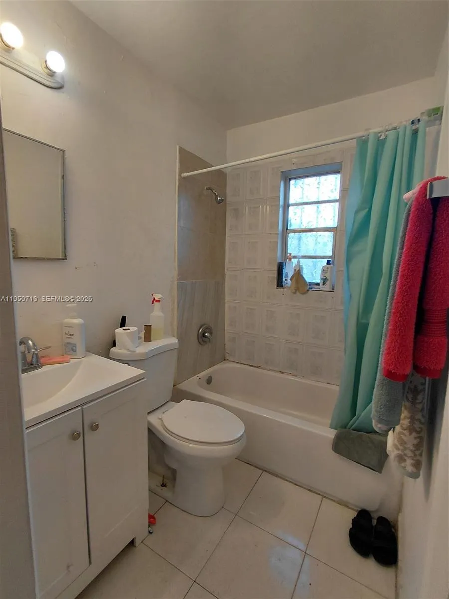 8201 Nw 15th Ave, Miami, Florida 33147, Miami, Florida 33147, ,Residential Income,For Sale,8201 Nw 15th Ave, Miami, Florida 33147,A11950713