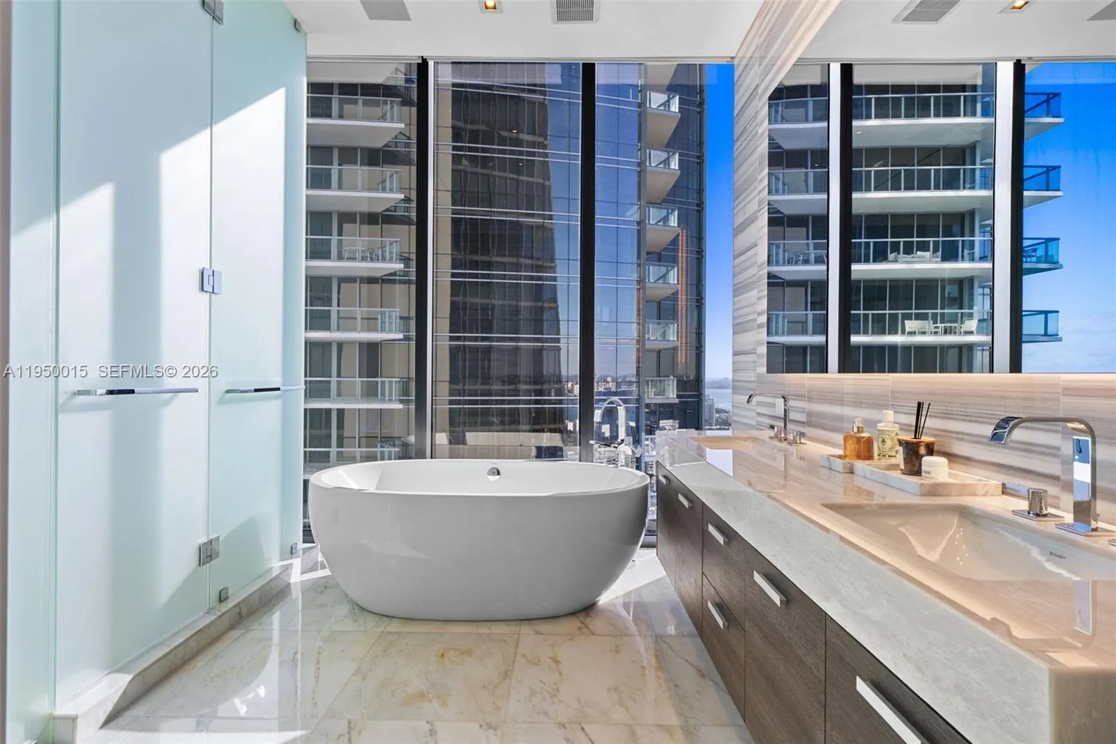 17141 Collins Ave 3002, Sunny Isles Beach, Florida, Sunny Isles Beach, Florida 33160, 2 Bedrooms Bedrooms, ,2 BathroomsBathrooms,Residential,For Sale,17141 Collins Ave 3002, Sunny Isles Beach, Florida,A11950015