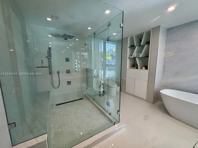 6103 Aqua Ave 105, Miami Beach, Florida 33141, Miami Beach, Florida 33141, 3 Bedrooms Bedrooms, ,3 BathroomsBathrooms,Residential,For Sale,6103 Aqua Ave 105, Miami Beach, Florida 33141,A11948163