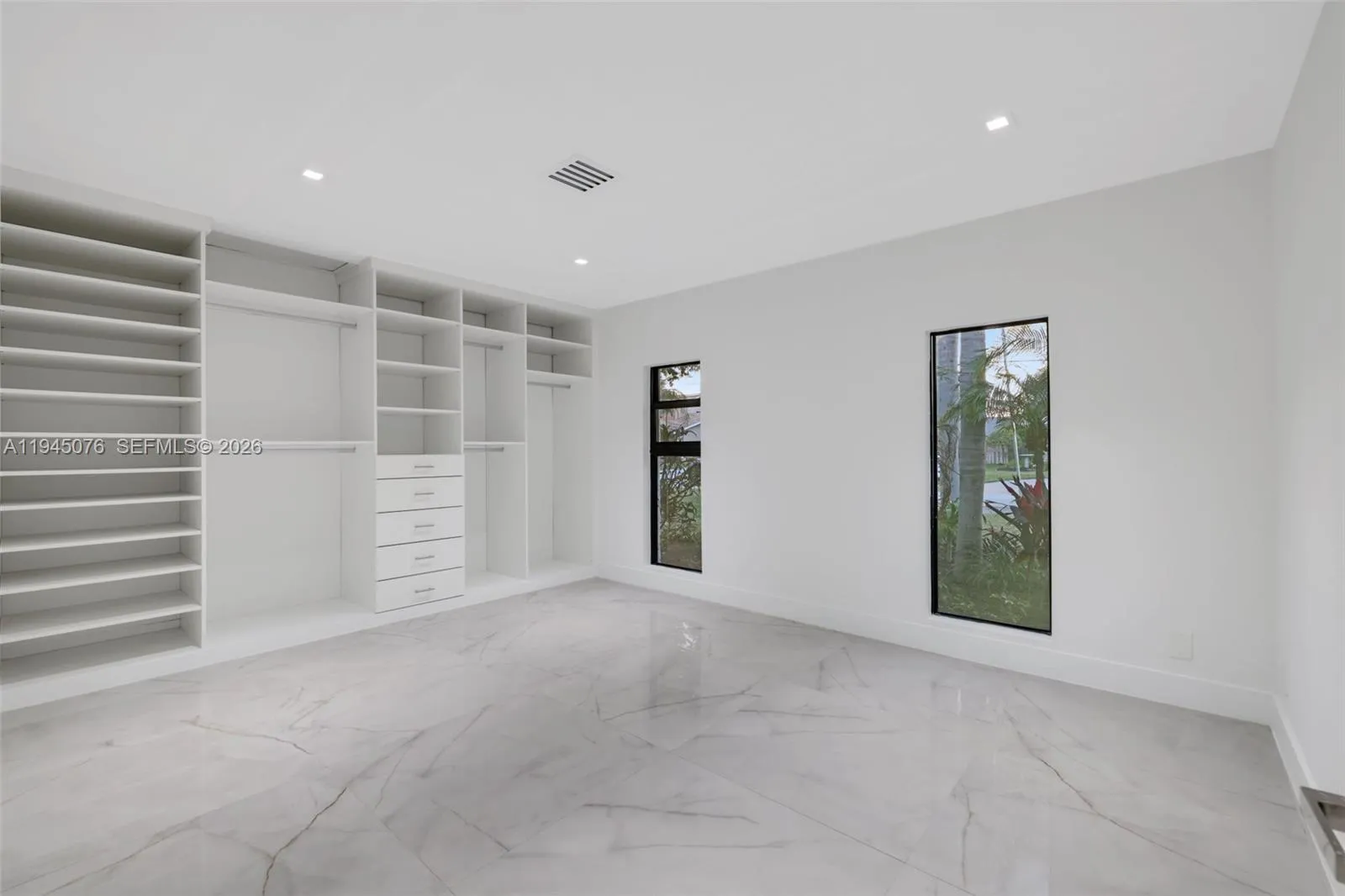 340 Se 13th Ave, Pompano Beach, Florida 33060, Pompano Beach, Florida 33060, 4 Bedrooms Bedrooms, ,3 BathroomsBathrooms,Residential,For Sale,340 Se 13th Ave, Pompano Beach, Florida 33060,A11945076