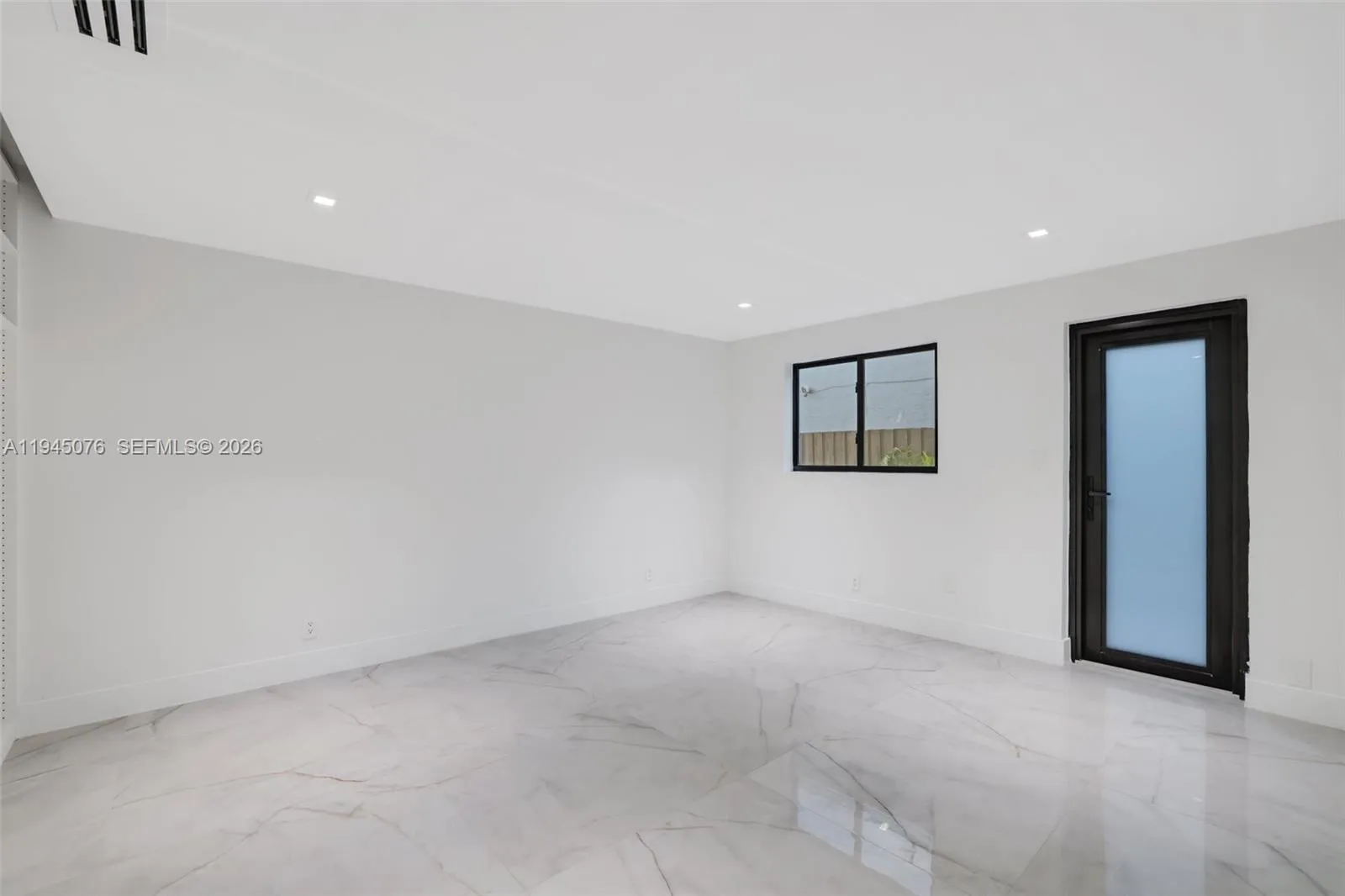 340 Se 13th Ave, Pompano Beach, Florida 33060, Pompano Beach, Florida 33060, 4 Bedrooms Bedrooms, ,3 BathroomsBathrooms,Residential,For Sale,340 Se 13th Ave, Pompano Beach, Florida 33060,A11945076