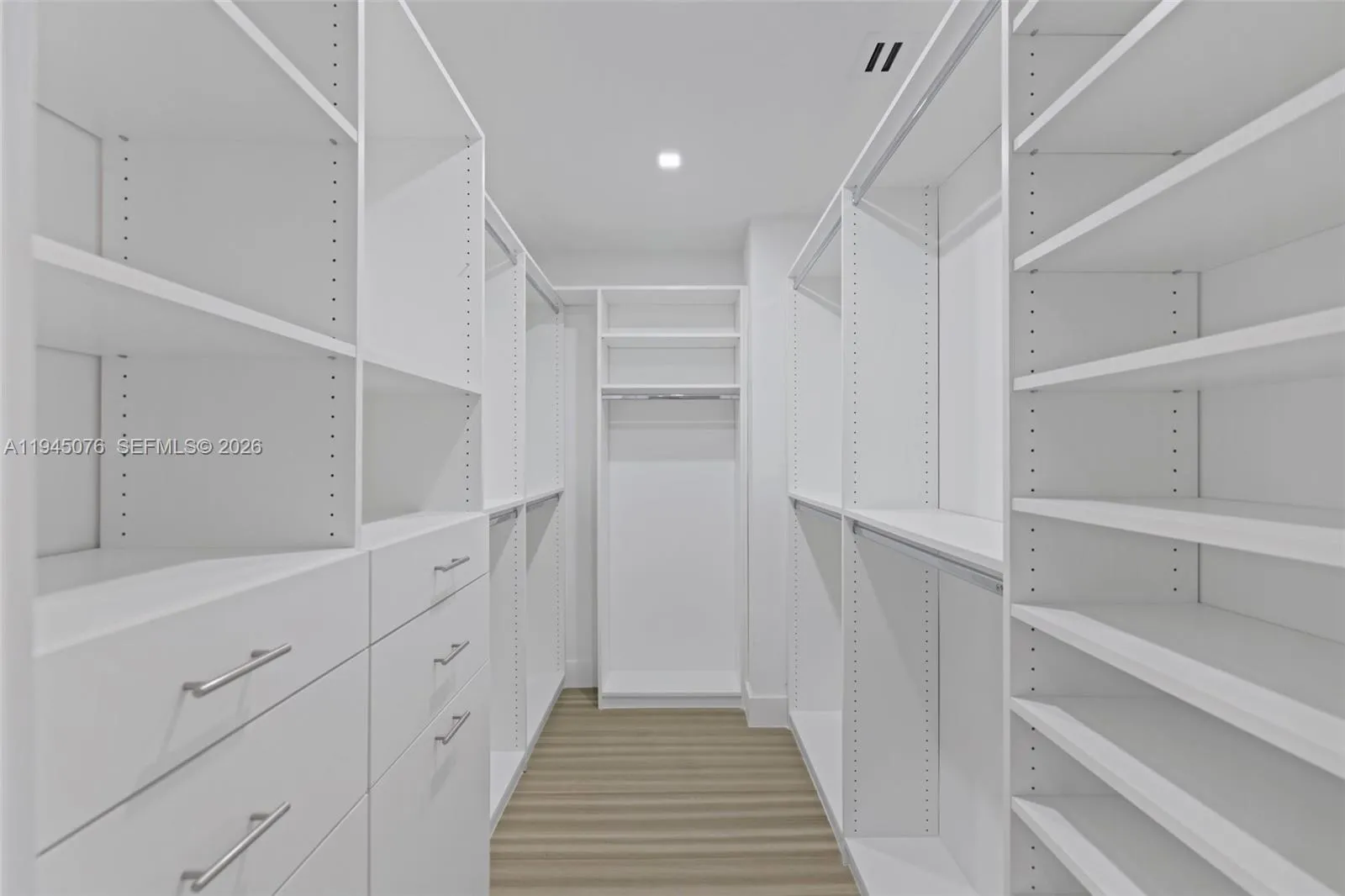 340 Se 13th Ave, Pompano Beach, Florida 33060, Pompano Beach, Florida 33060, 4 Bedrooms Bedrooms, ,3 BathroomsBathrooms,Residential,For Sale,340 Se 13th Ave, Pompano Beach, Florida 33060,A11945076