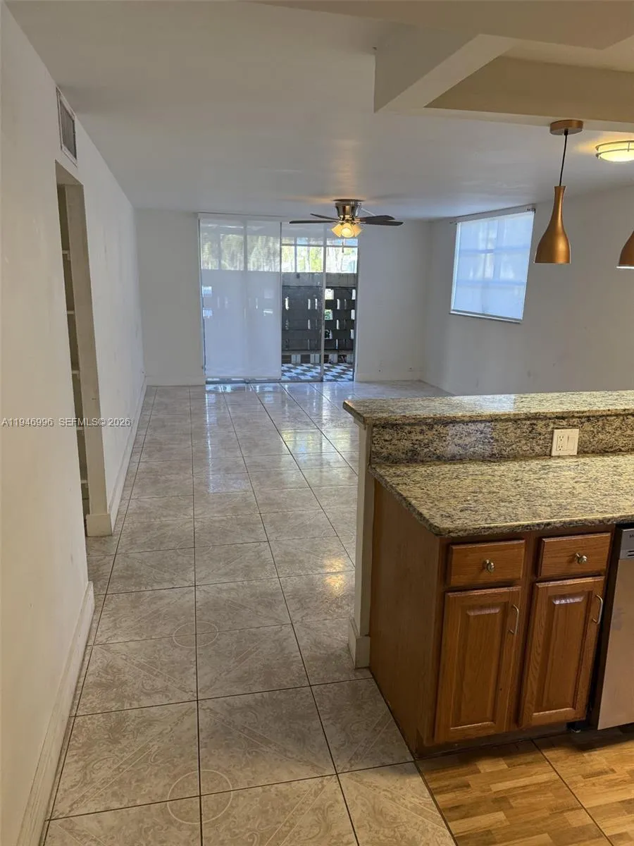 404 Nw 68th Ave 118, Plantation, Florida 33317, Plantation, Florida 33317, 2 Bedrooms Bedrooms, ,2 BathroomsBathrooms,Residential Lease,For Rent,404 Nw 68th Ave 118, Plantation, Florida 33317,A11946996