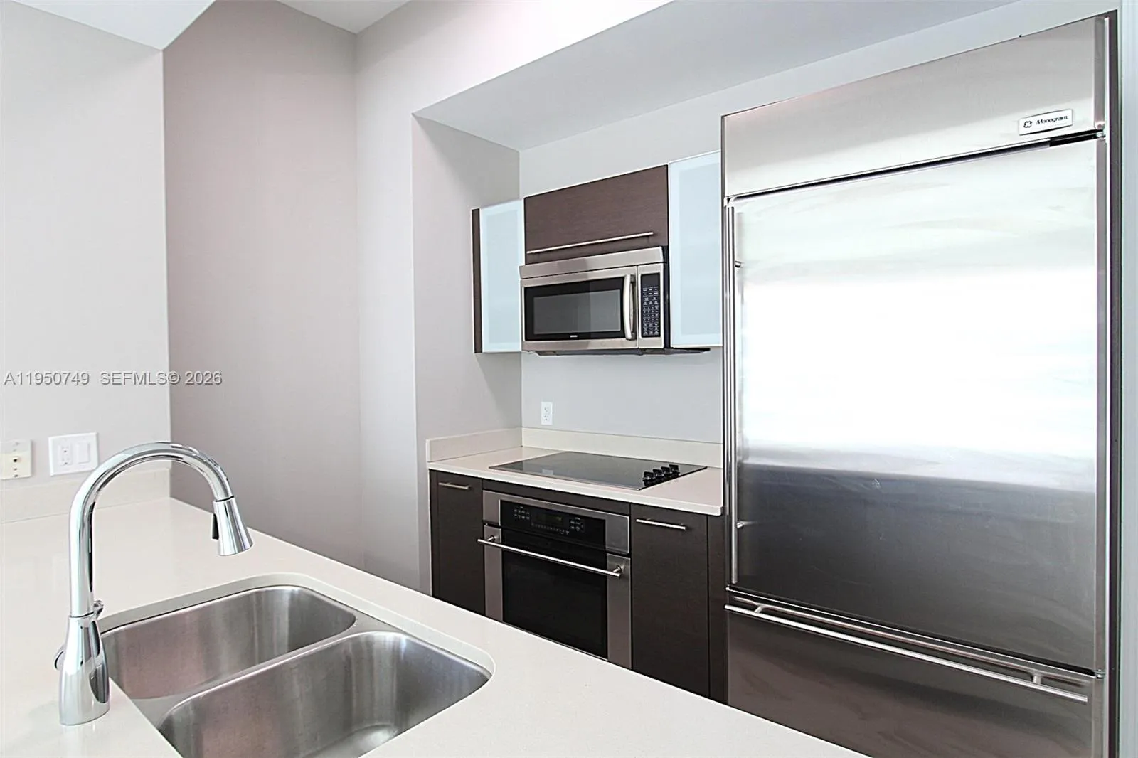 500 Brickell Ave 4110, Miami, Florida 33131, Miami, Florida 33131, 2 Bedrooms Bedrooms, ,2 BathroomsBathrooms,Residential,For Sale,500 Brickell Ave 4110, Miami, Florida 33131,A11950749