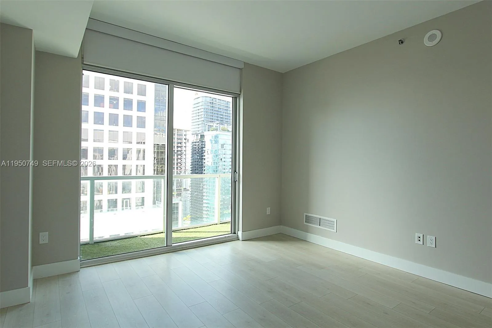 500 Brickell Ave 4110, Miami, Florida 33131, Miami, Florida 33131, 2 Bedrooms Bedrooms, ,2 BathroomsBathrooms,Residential,For Sale,500 Brickell Ave 4110, Miami, Florida 33131,A11950749