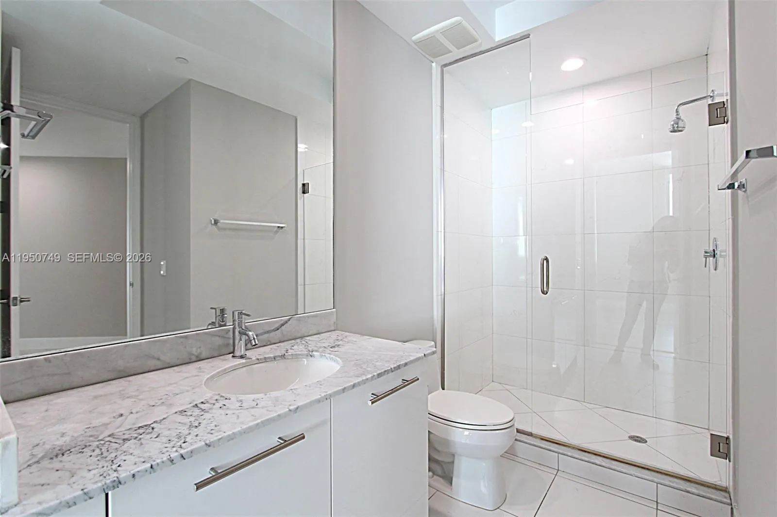 500 Brickell Ave 4110, Miami, Florida 33131, Miami, Florida 33131, 2 Bedrooms Bedrooms, ,2 BathroomsBathrooms,Residential,For Sale,500 Brickell Ave 4110, Miami, Florida 33131,A11950749