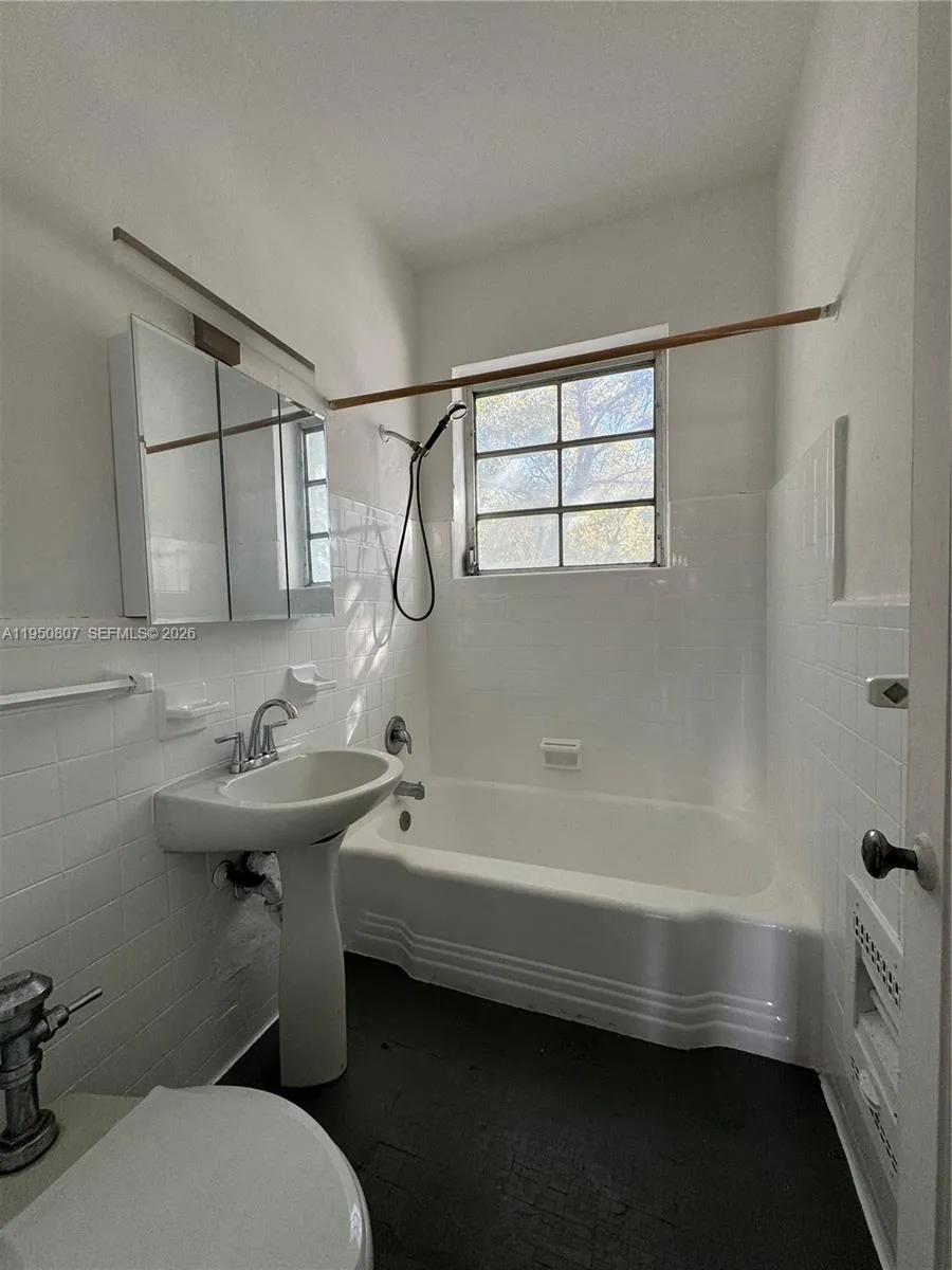 901 Pennsylvania Ave 6, Miami Beach, Florida 33139, Miami Beach, Florida 33139, ,1 BathroomBathrooms,Residential Lease,For Rent,901 Pennsylvania Ave 6, Miami Beach, Florida 33139,A11950807