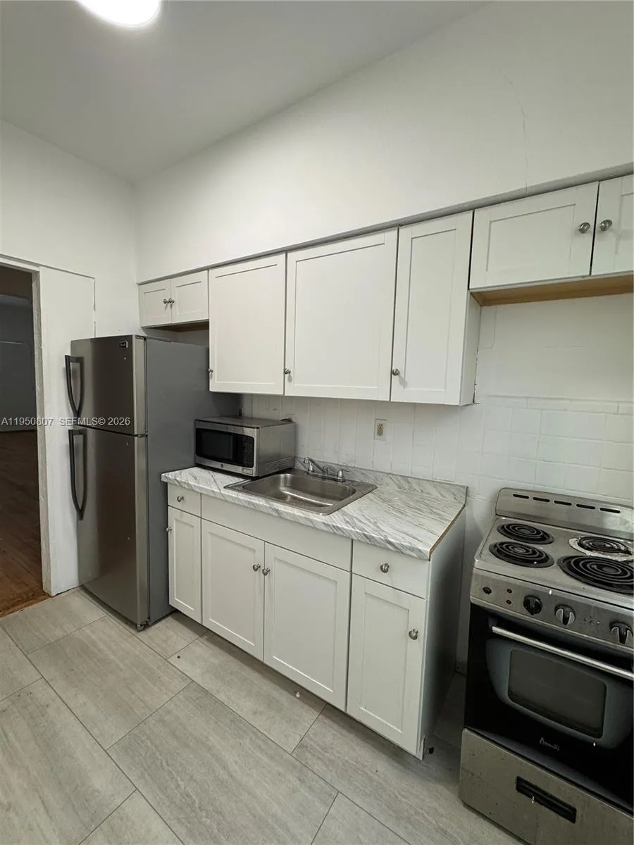 901 Pennsylvania Ave 6, Miami Beach, Florida 33139, Miami Beach, Florida 33139, ,1 BathroomBathrooms,Residential Lease,For Rent,901 Pennsylvania Ave 6, Miami Beach, Florida 33139,A11950807