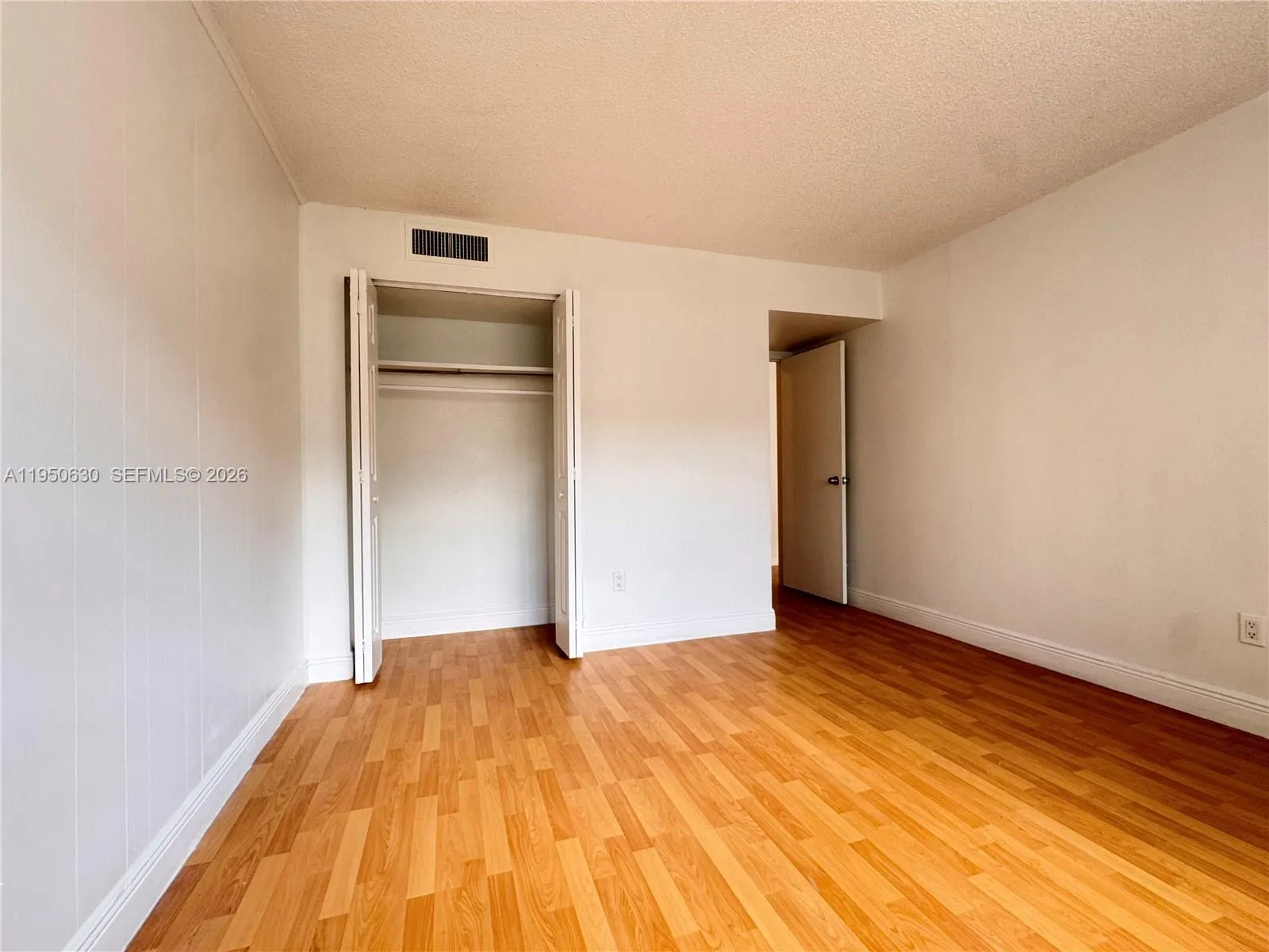 4154 Nw 79th Ave 2b, Doral, Florida 33166, Doral, Florida 33166, 2 Bedrooms Bedrooms, ,2 BathroomsBathrooms,Residential Lease,For Rent,4154 Nw 79th Ave 2b, Doral, Florida 33166,A11950630