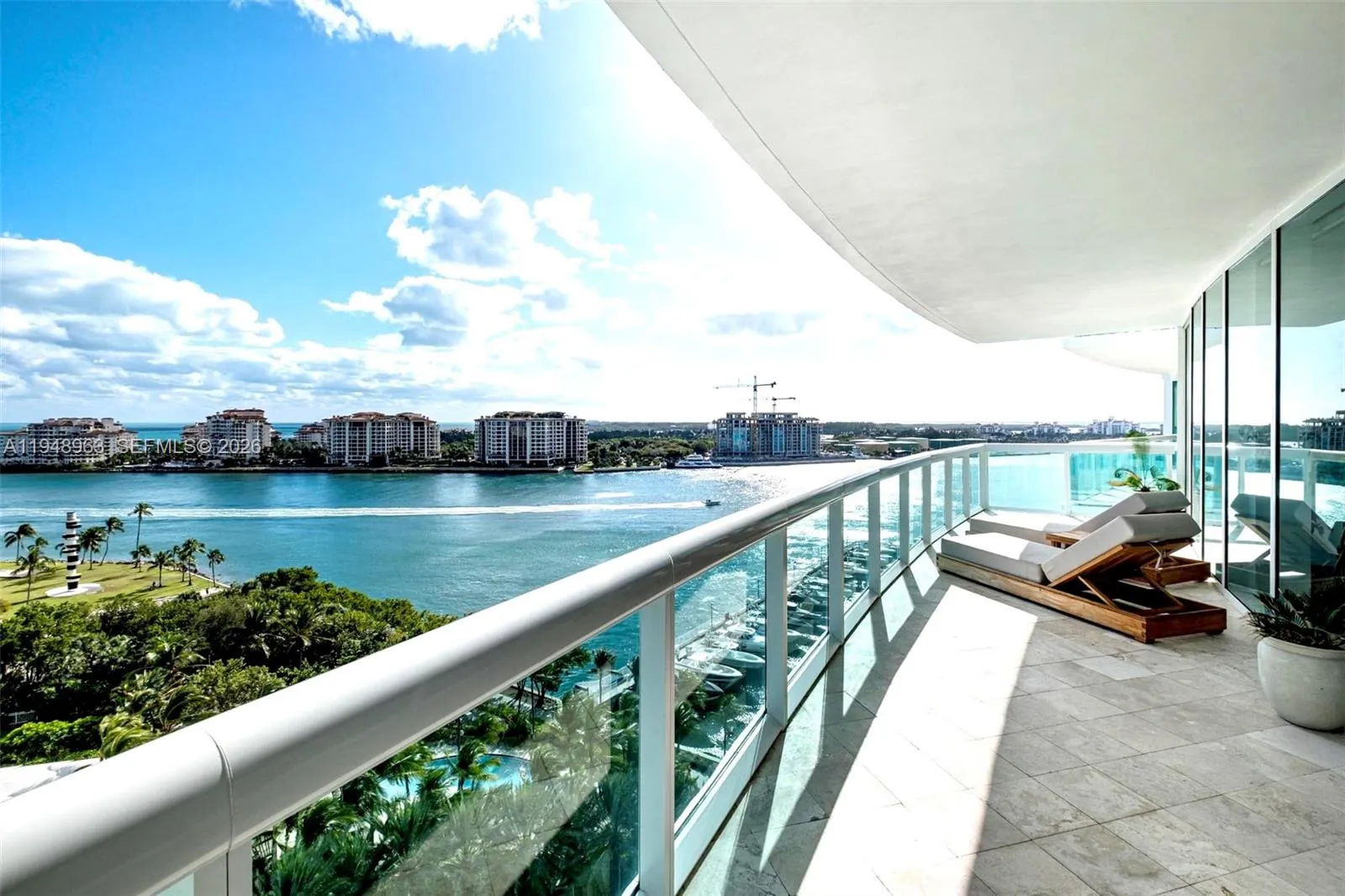 1000 S Pointe Dr 1205, Miami Beach, Florida 33139, Miami Beach, Florida 33139, 2 Bedrooms Bedrooms, ,2 BathroomsBathrooms,Residential Lease,For Rent,1000 S Pointe Dr 1205, Miami Beach, Florida 33139,A11948963