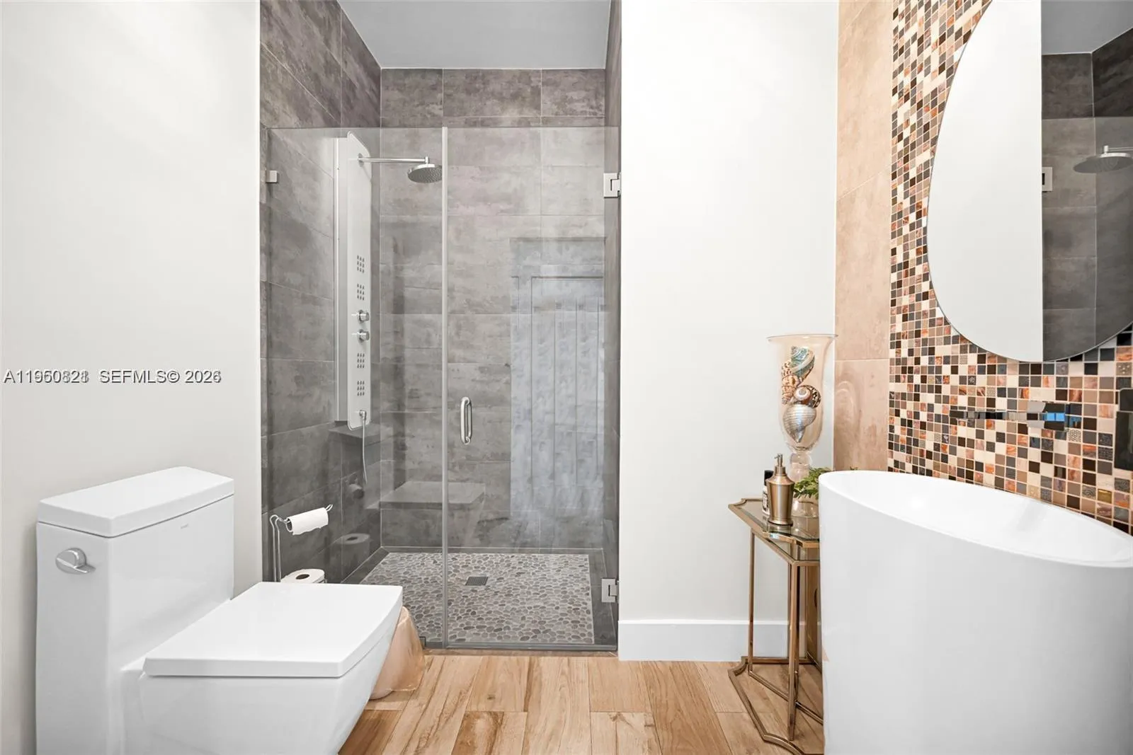 433 Nw 127th Ave, Miami, Florida 33182, Miami, Florida 33182, 5 Bedrooms Bedrooms, ,4 BathroomsBathrooms,Residential,For Sale,433 Nw 127th Ave, Miami, Florida 33182,A11950821