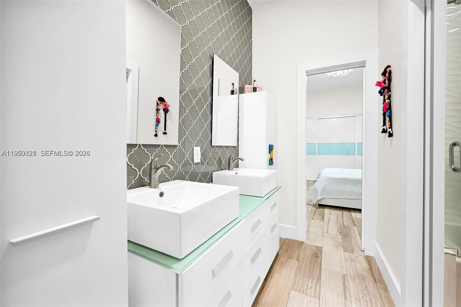 433 Nw 127th Ave, Miami, Florida 33182, Miami, Florida 33182, 5 Bedrooms Bedrooms, ,4 BathroomsBathrooms,Residential,For Sale,433 Nw 127th Ave, Miami, Florida 33182,A11950821