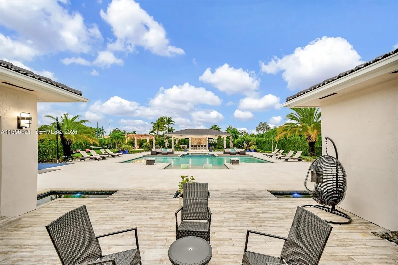 433 Nw 127th Ave, Miami, Florida 33182, Miami, Florida 33182, 5 Bedrooms Bedrooms, ,4 BathroomsBathrooms,Residential,For Sale,433 Nw 127th Ave, Miami, Florida 33182,A11950821