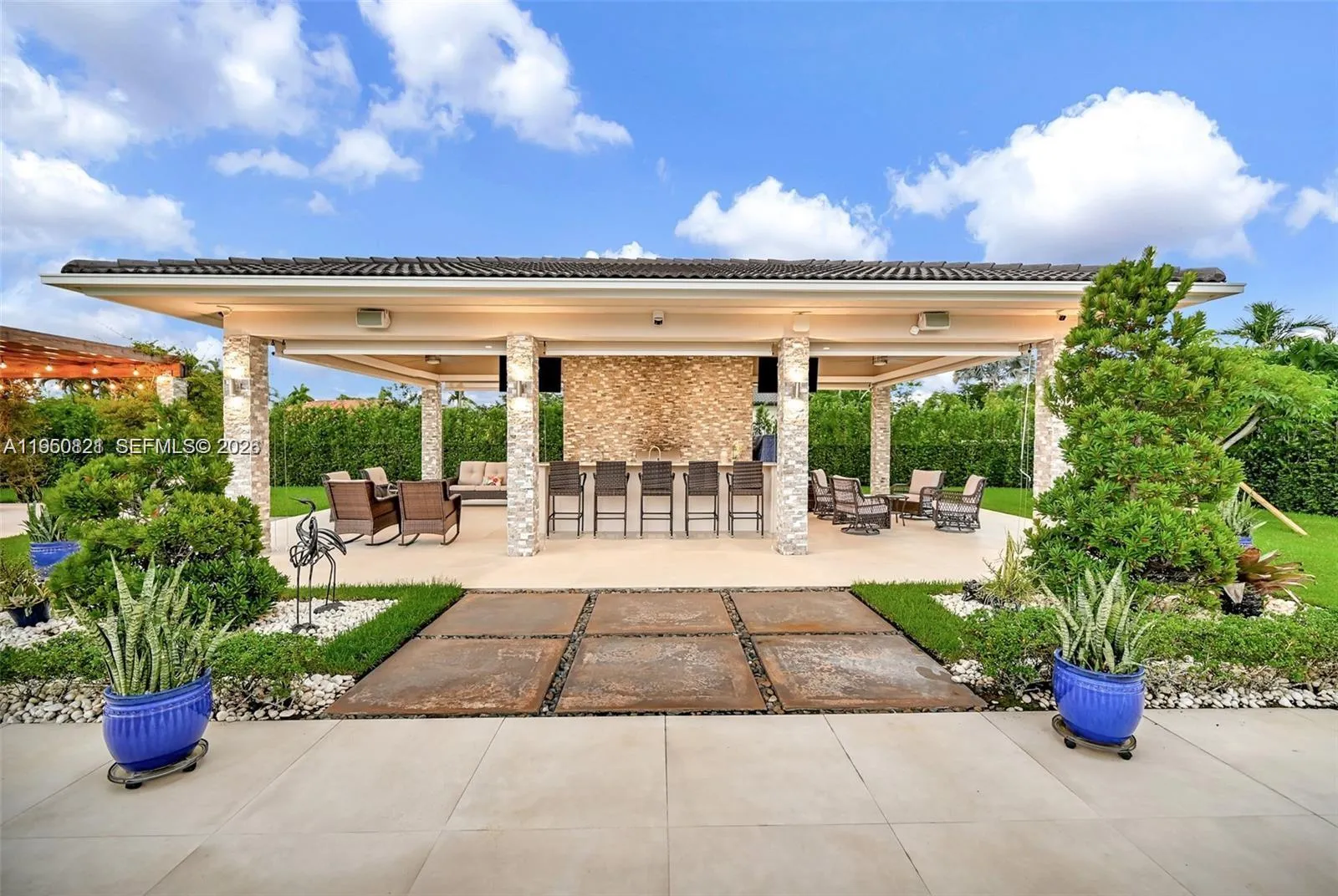 433 Nw 127th Ave, Miami, Florida 33182, Miami, Florida 33182, 5 Bedrooms Bedrooms, ,4 BathroomsBathrooms,Residential,For Sale,433 Nw 127th Ave, Miami, Florida 33182,A11950821