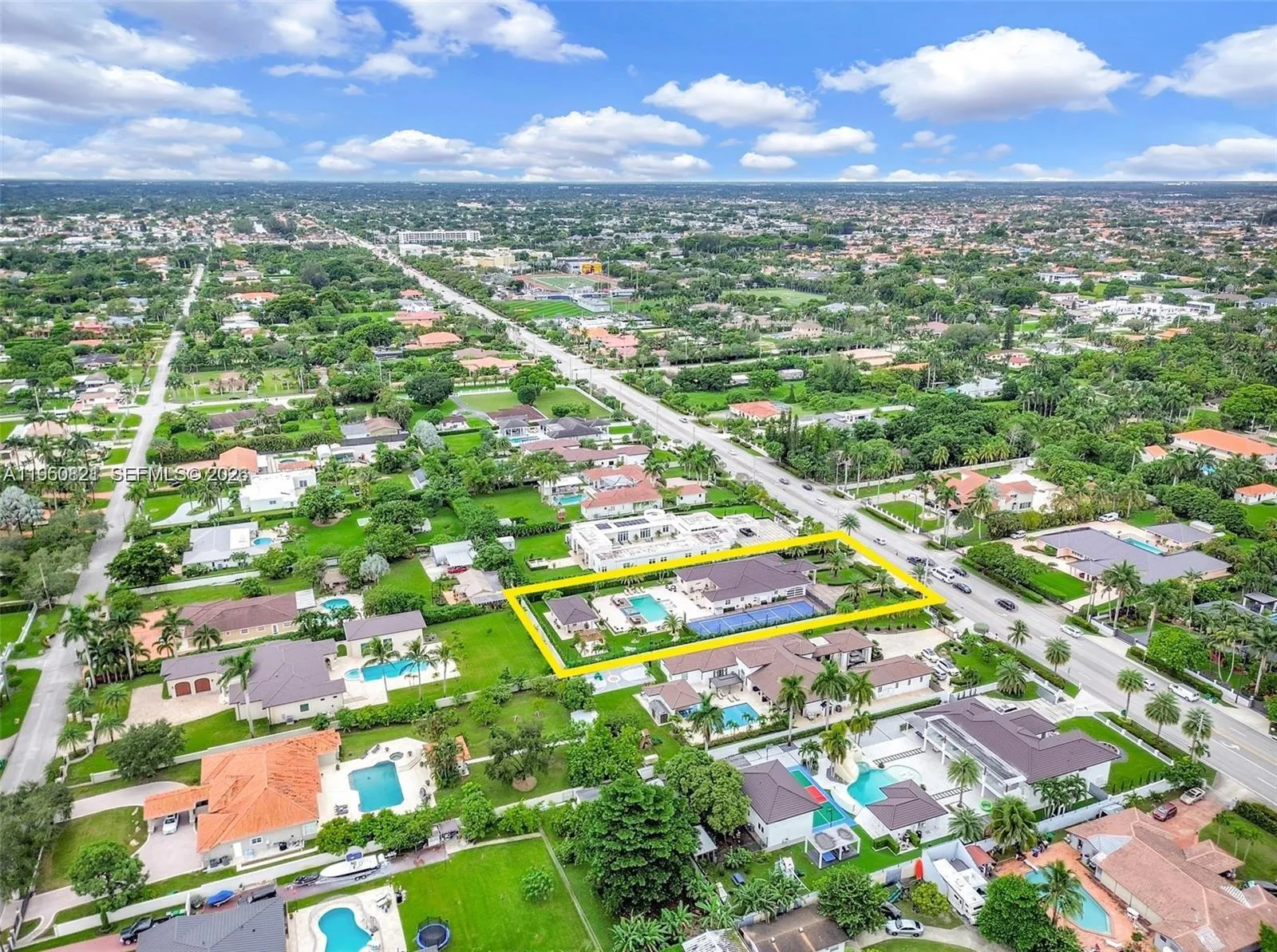433 Nw 127th Ave, Miami, Florida 33182, Miami, Florida 33182, 5 Bedrooms Bedrooms, ,4 BathroomsBathrooms,Residential,For Sale,433 Nw 127th Ave, Miami, Florida 33182,A11950821