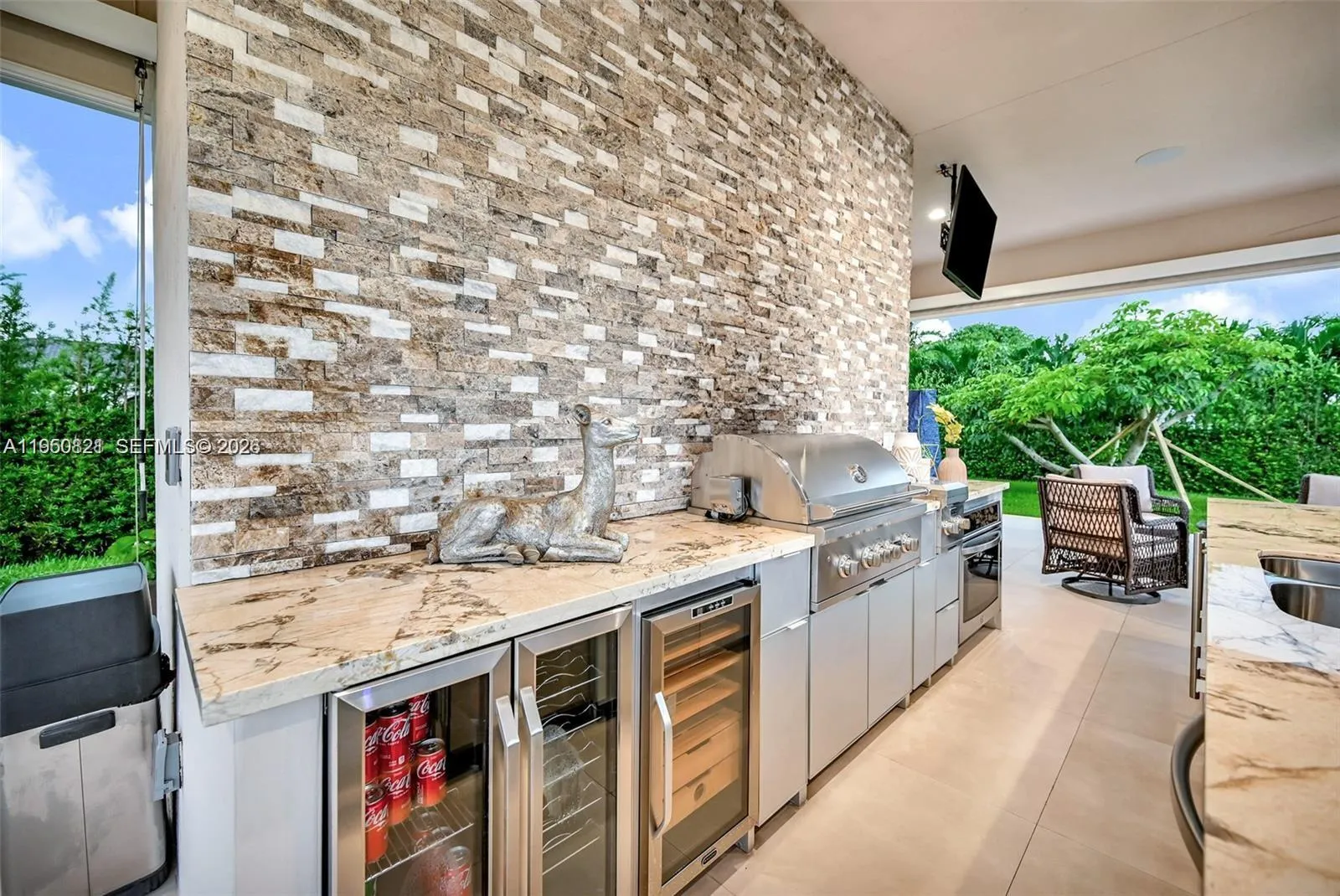 433 Nw 127th Ave, Miami, Florida 33182, Miami, Florida 33182, 5 Bedrooms Bedrooms, ,4 BathroomsBathrooms,Residential,For Sale,433 Nw 127th Ave, Miami, Florida 33182,A11950821