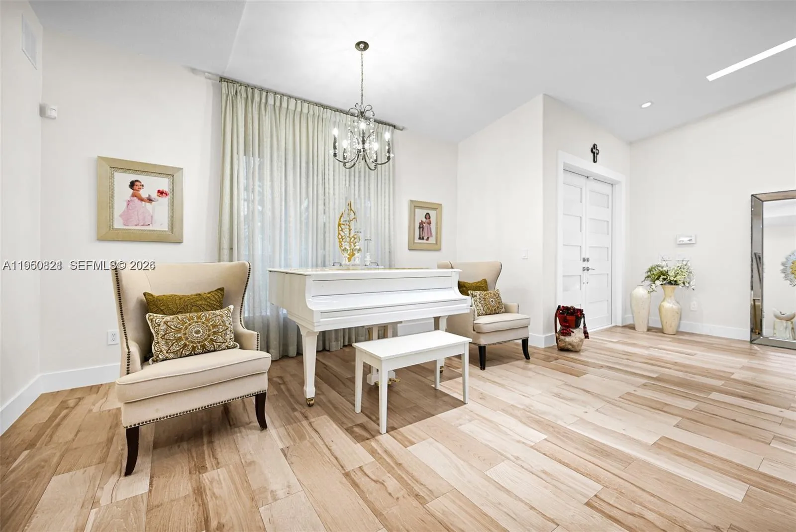433 Nw 127th Ave, Miami, Florida 33182, Miami, Florida 33182, 5 Bedrooms Bedrooms, ,4 BathroomsBathrooms,Residential,For Sale,433 Nw 127th Ave, Miami, Florida 33182,A11950821