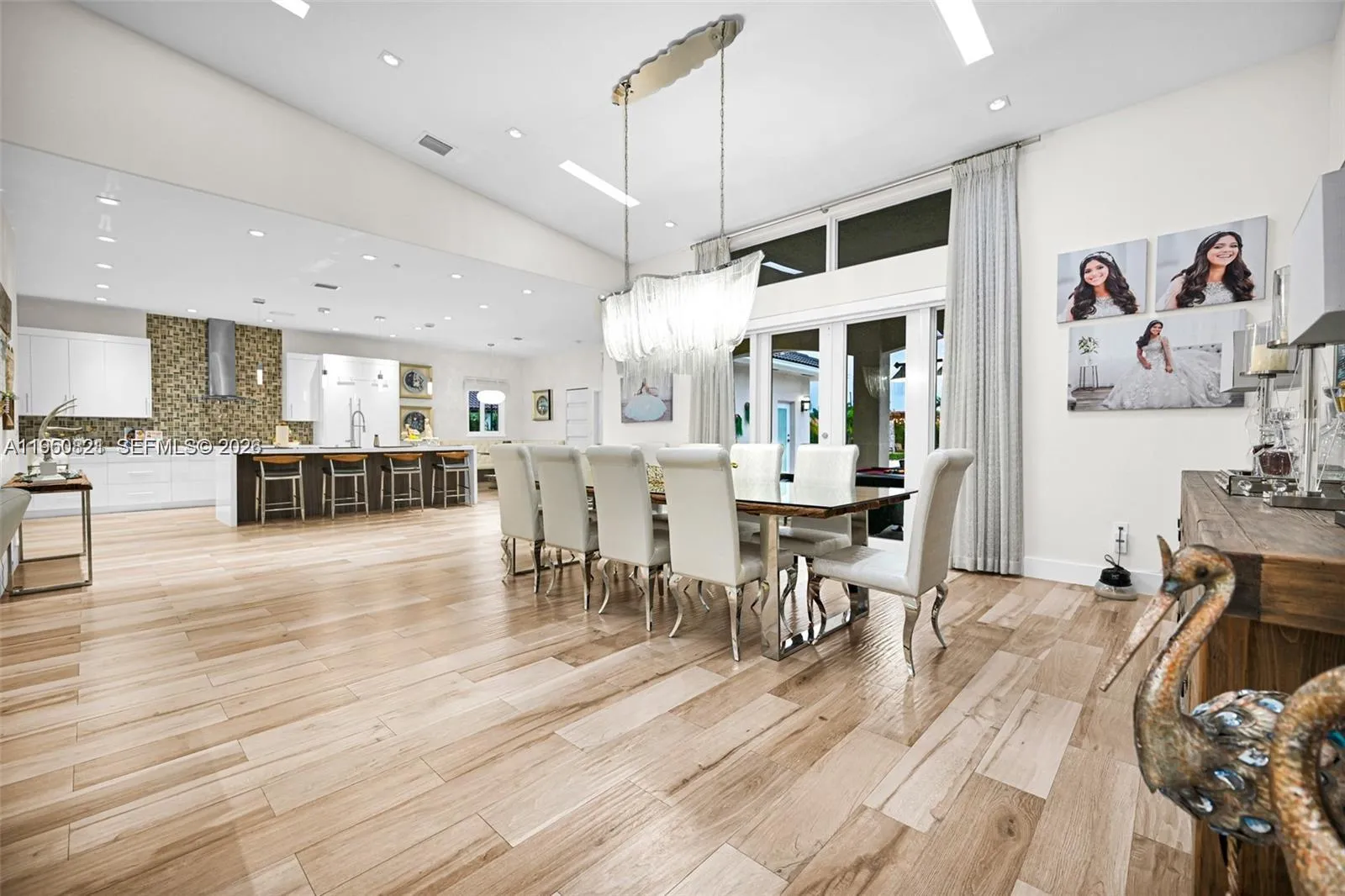 433 Nw 127th Ave, Miami, Florida 33182, Miami, Florida 33182, 5 Bedrooms Bedrooms, ,4 BathroomsBathrooms,Residential,For Sale,433 Nw 127th Ave, Miami, Florida 33182,A11950821