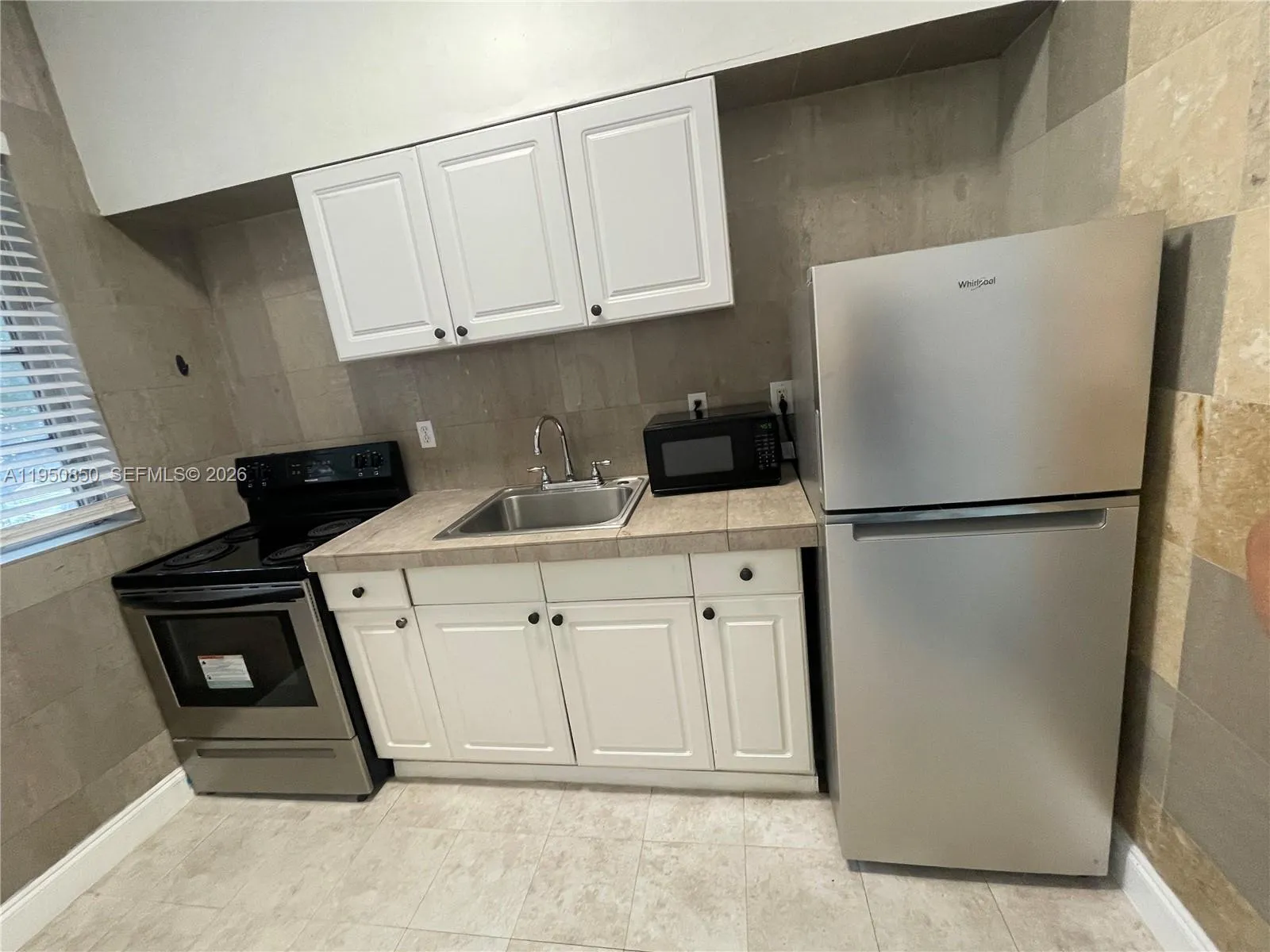 901 Pennsylvania Ave 7, Miami Beach, Florida 33139, Miami Beach, Florida 33139, ,1 BathroomBathrooms,Residential Lease,For Rent,901 Pennsylvania Ave 7, Miami Beach, Florida 33139,A11950850