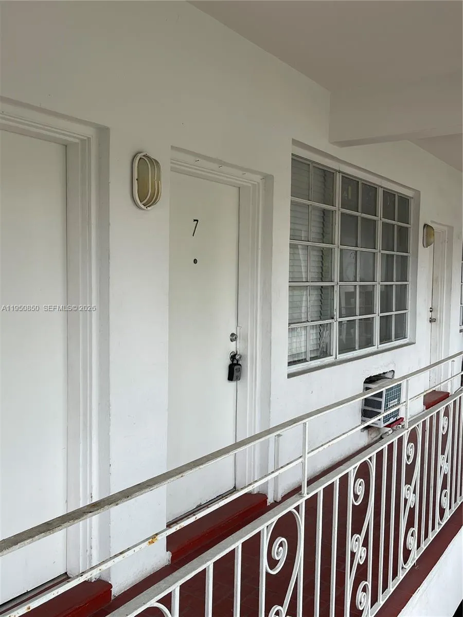 901 Pennsylvania Ave 7, Miami Beach, Florida 33139, Miami Beach, Florida 33139, ,1 BathroomBathrooms,Residential Lease,For Rent,901 Pennsylvania Ave 7, Miami Beach, Florida 33139,A11950850