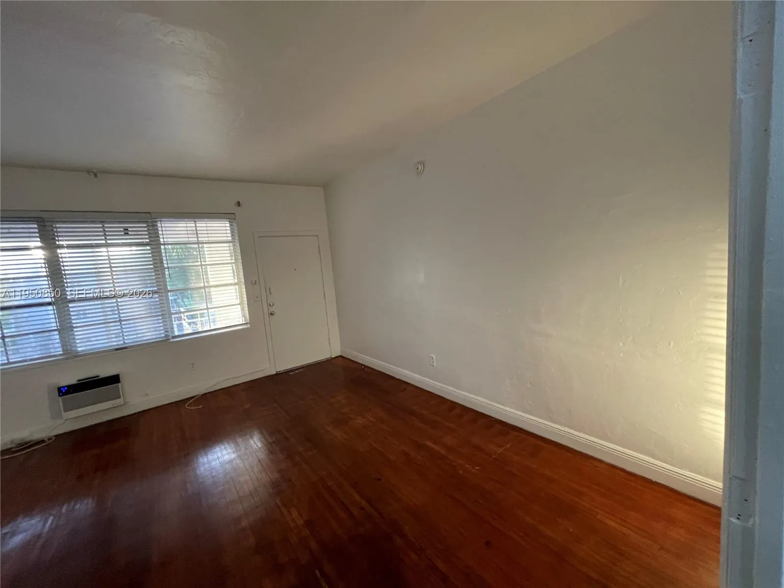 901 Pennsylvania Ave 7, Miami Beach, Florida 33139, Miami Beach, Florida 33139, ,1 BathroomBathrooms,Residential Lease,For Rent,901 Pennsylvania Ave 7, Miami Beach, Florida 33139,A11950850