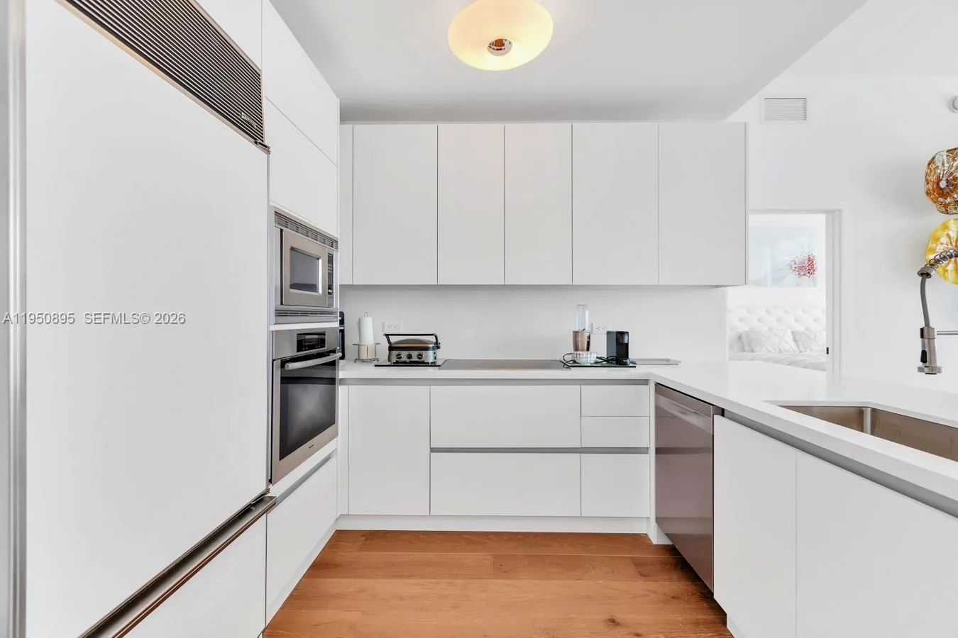 6799 Collins Ave 412, Miami Beach, Florida 33141, Miami Beach, Florida 33141, 2 Bedrooms Bedrooms, ,2 BathroomsBathrooms,Residential Lease,For Rent,6799 Collins Ave 412, Miami Beach, Florida 33141,A11950895