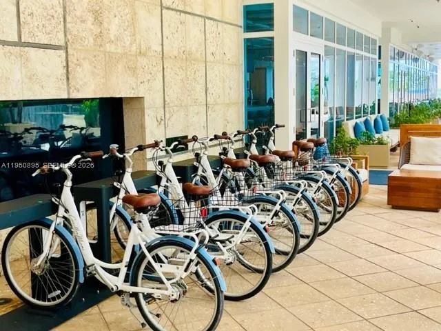 6799 Collins Ave 412, Miami Beach, Florida 33141, Miami Beach, Florida 33141, 2 Bedrooms Bedrooms, ,2 BathroomsBathrooms,Residential Lease,For Rent,6799 Collins Ave 412, Miami Beach, Florida 33141,A11950895