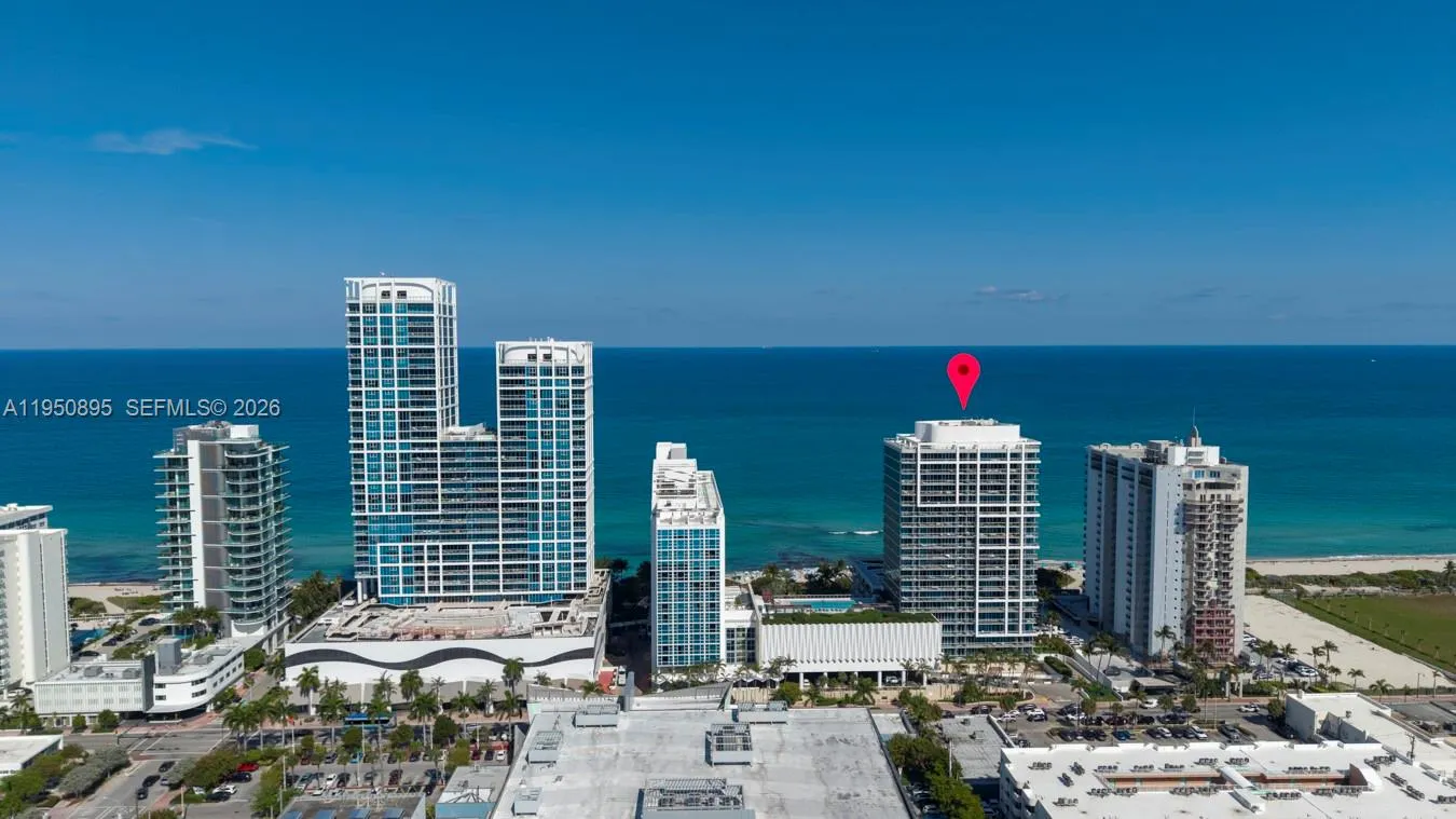 6799 Collins Ave 412, Miami Beach, Florida 33141, Miami Beach, Florida 33141, 2 Bedrooms Bedrooms, ,2 BathroomsBathrooms,Residential Lease,For Rent,6799 Collins Ave 412, Miami Beach, Florida 33141,A11950895