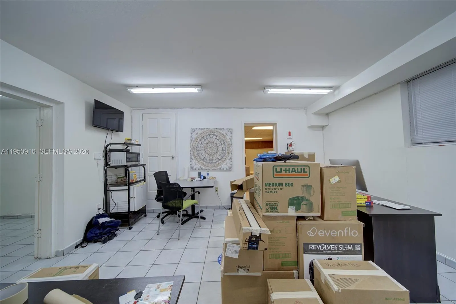 330 W 9th St, Hialeah, Florida 33010, Hialeah, Florida 33010, ,Commercial Lease,For Rent,330 W 9th St, Hialeah, Florida 33010,A11950916