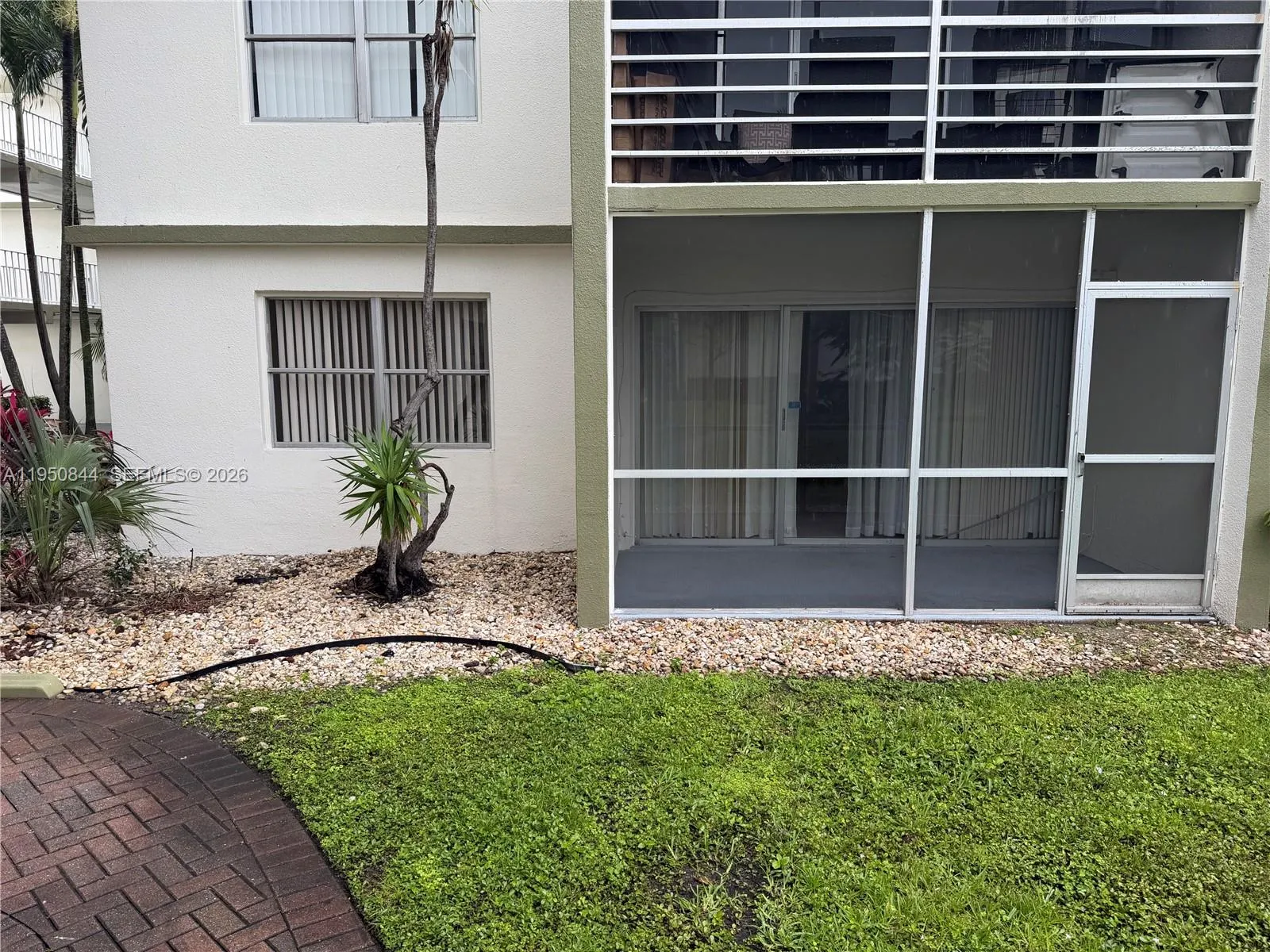 4235 N University Dr 107, Sunrise, Florida 33351, Sunrise, Florida 33351, 2 Bedrooms Bedrooms, ,2 BathroomsBathrooms,Residential Lease,For Rent,4235 N University Dr 107, Sunrise, Florida 33351,A11950844