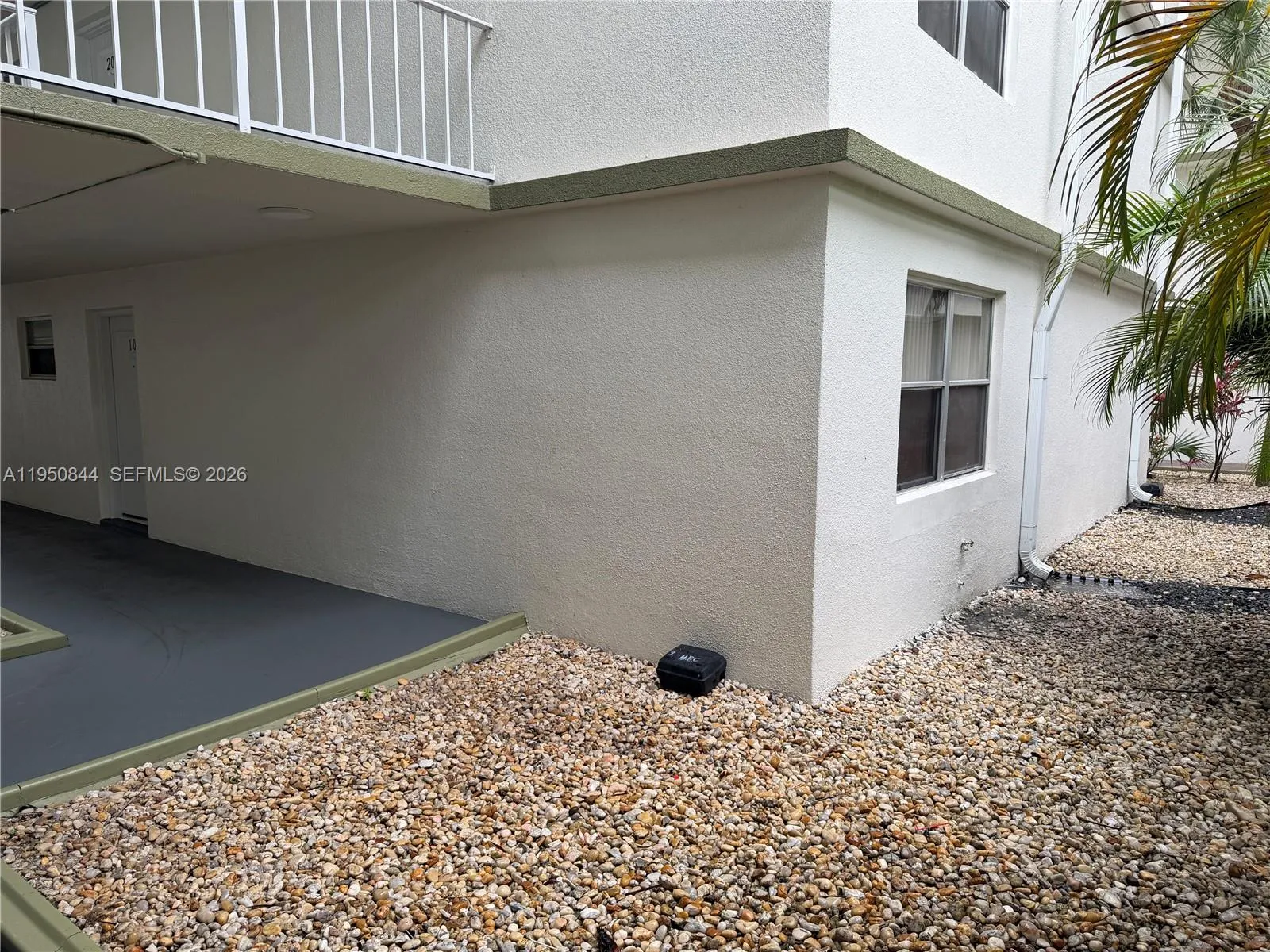 4235 N University Dr 107, Sunrise, Florida 33351, Sunrise, Florida 33351, 2 Bedrooms Bedrooms, ,2 BathroomsBathrooms,Residential Lease,For Rent,4235 N University Dr 107, Sunrise, Florida 33351,A11950844