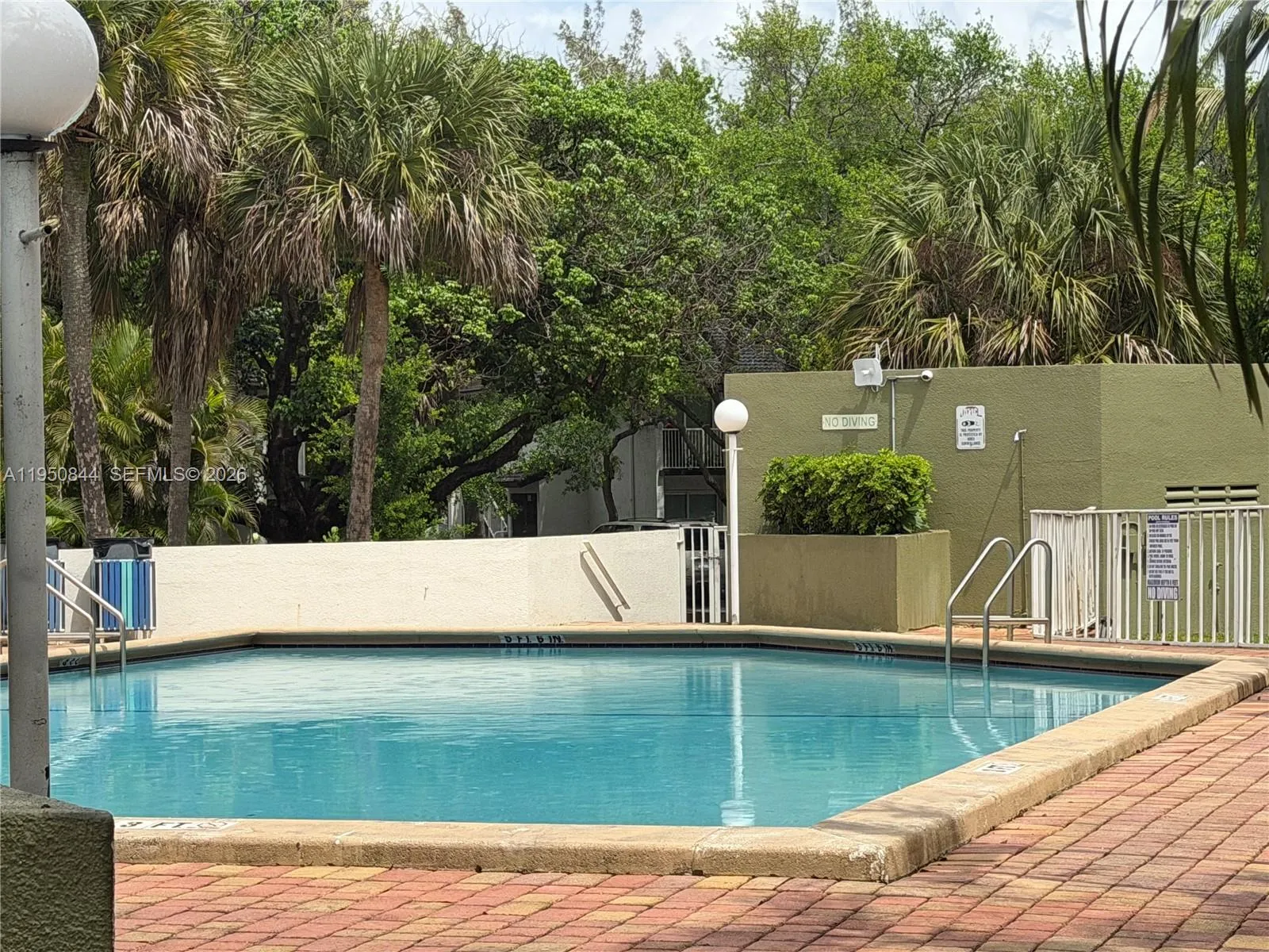 4235 N University Dr 107, Sunrise, Florida 33351, Sunrise, Florida 33351, 2 Bedrooms Bedrooms, ,2 BathroomsBathrooms,Residential Lease,For Rent,4235 N University Dr 107, Sunrise, Florida 33351,A11950844