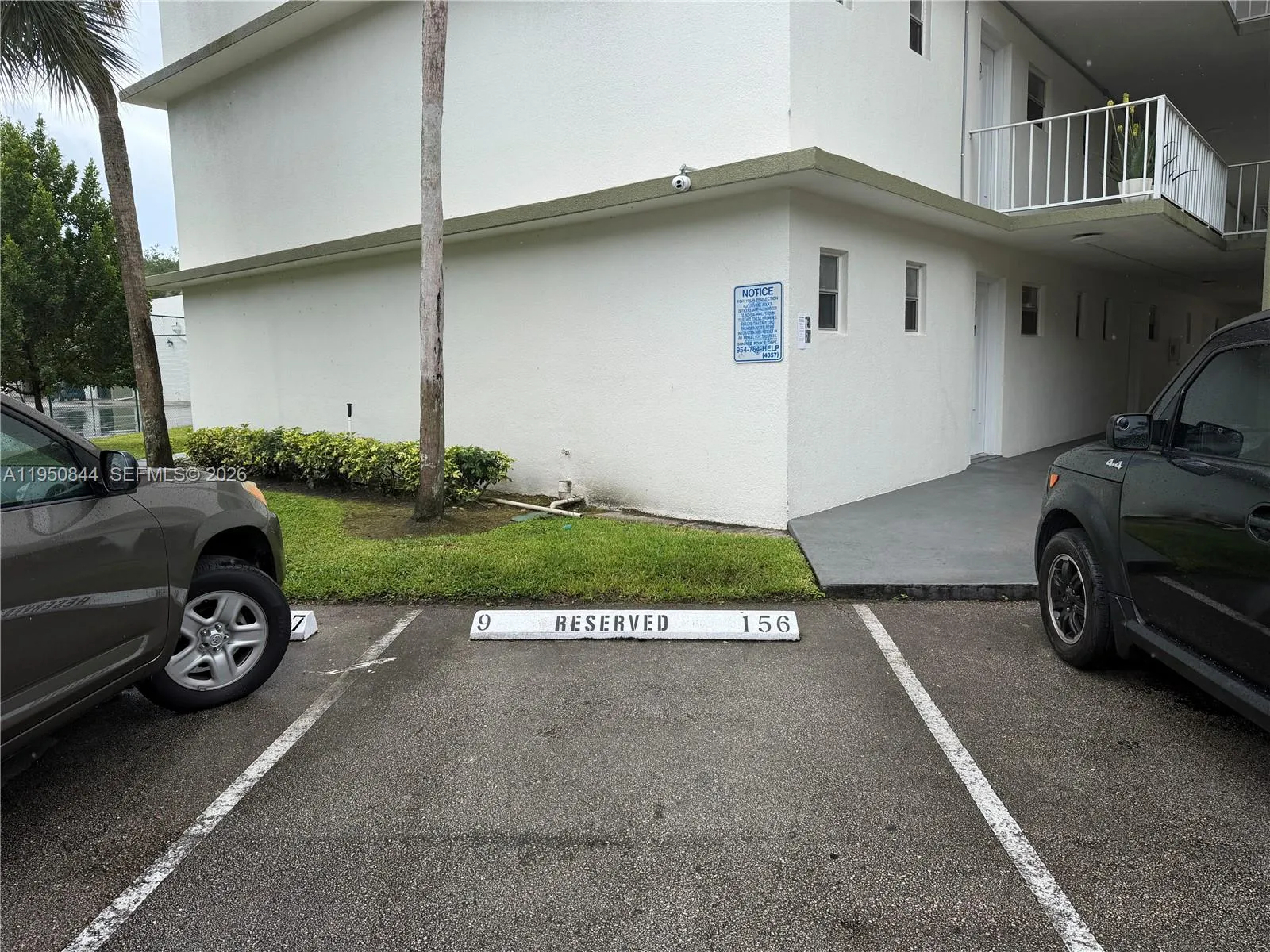 4235 N University Dr 107, Sunrise, Florida 33351, Sunrise, Florida 33351, 2 Bedrooms Bedrooms, ,2 BathroomsBathrooms,Residential Lease,For Rent,4235 N University Dr 107, Sunrise, Florida 33351,A11950844
