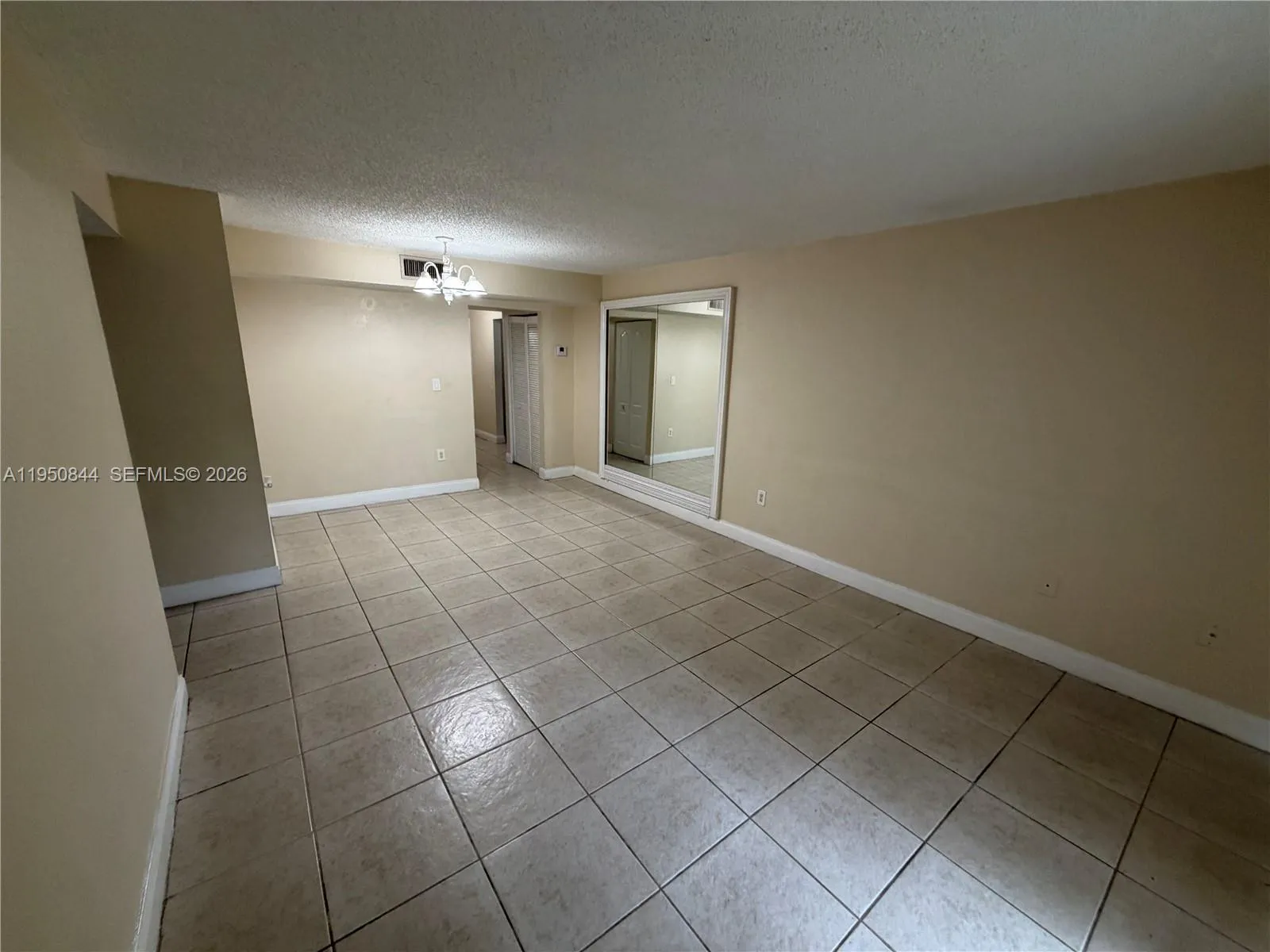 4235 N University Dr 107, Sunrise, Florida 33351, Sunrise, Florida 33351, 2 Bedrooms Bedrooms, ,2 BathroomsBathrooms,Residential Lease,For Rent,4235 N University Dr 107, Sunrise, Florida 33351,A11950844